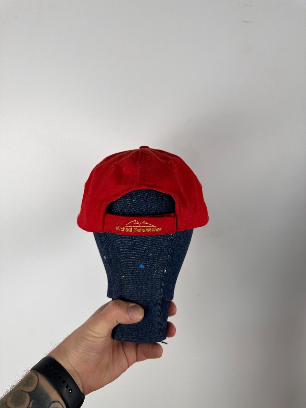 Ferrari Vintage 2001 Michael Schumacher Ferrari team Cap One Size Size ONE SIZE - 4 Thumbnail