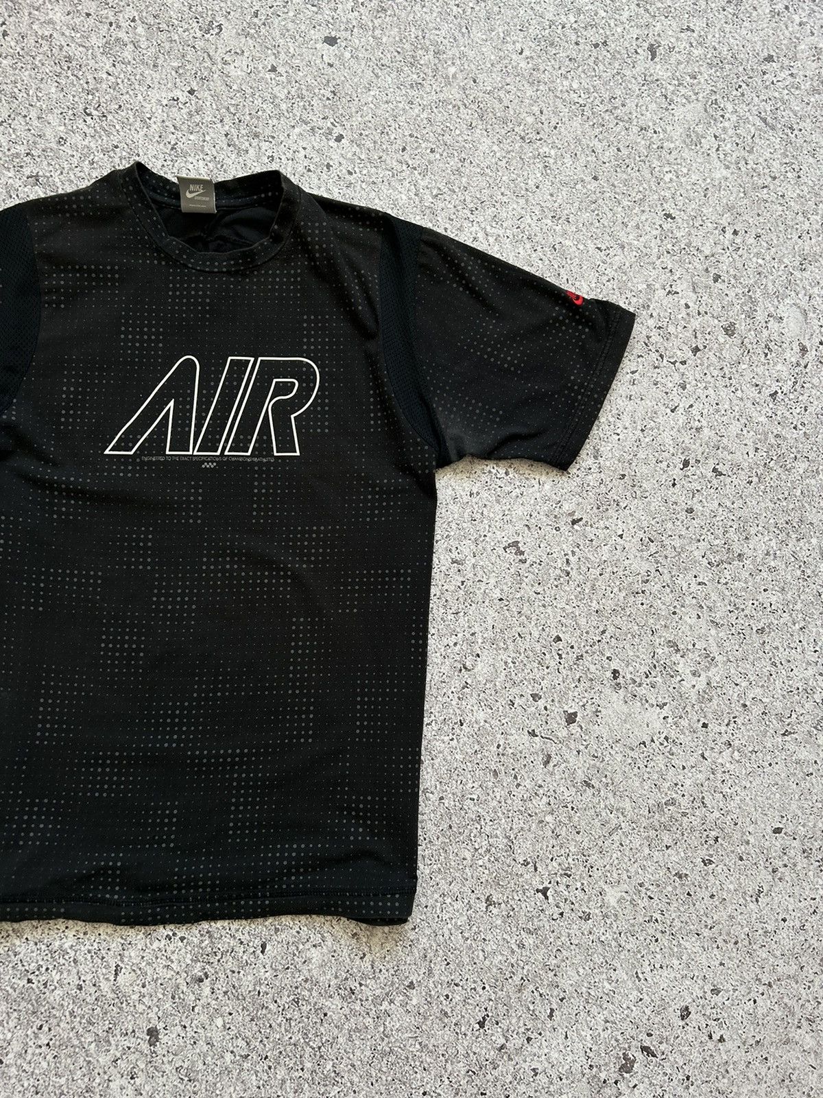 Nike × Vintage 🇺🇸 Vintage 90s Nike Air Athlets T-shirt Made In USA Y2K Hype Size US L / EU 52-54 / 3 - 5 Thumbnail