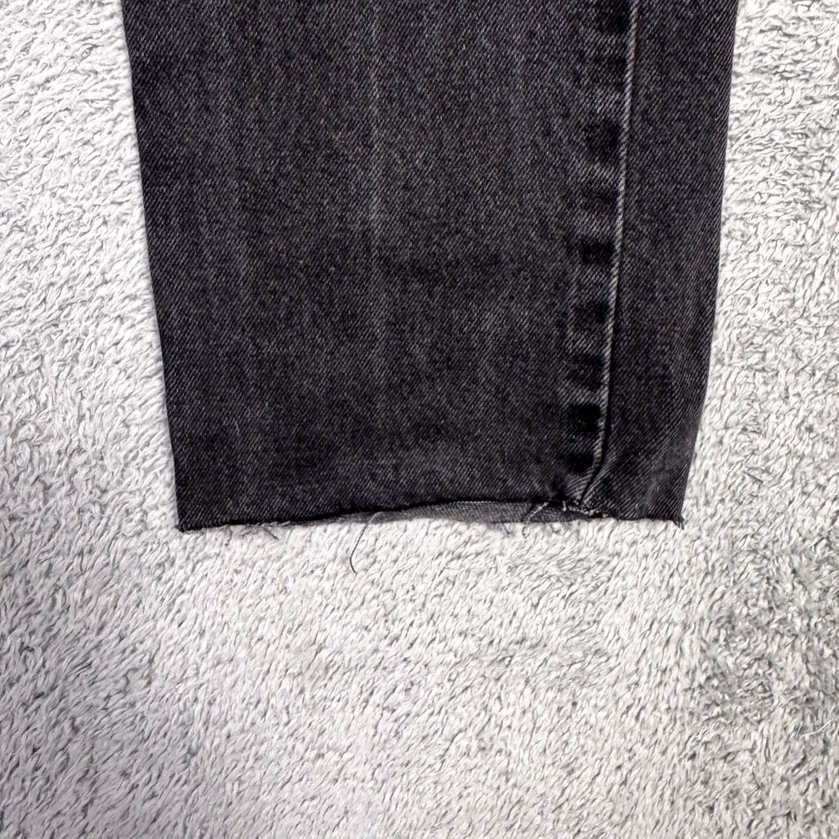 Levi's VINTAGE Levi's 505 Jeans Mens 30x30 USA Made 1997 Black 90s Orange Tab Straight Denim Urban 5-Pocket Mens Size US 30 / EU 46 - 6 Thumbnail