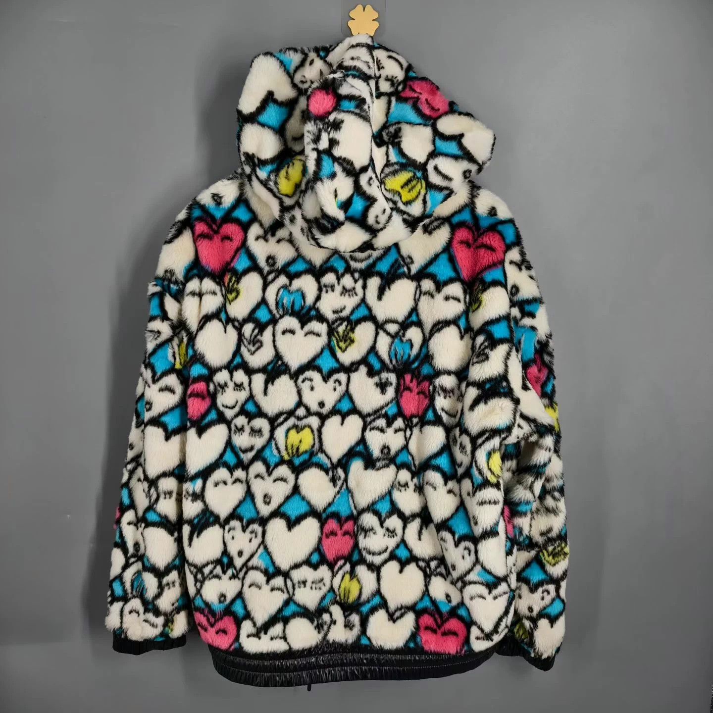 Moncler Moncler All-Over Heart & Smiley Face Fleece Jacket - L Size L / US 10 / IT 46 - 2 Thumbnail
