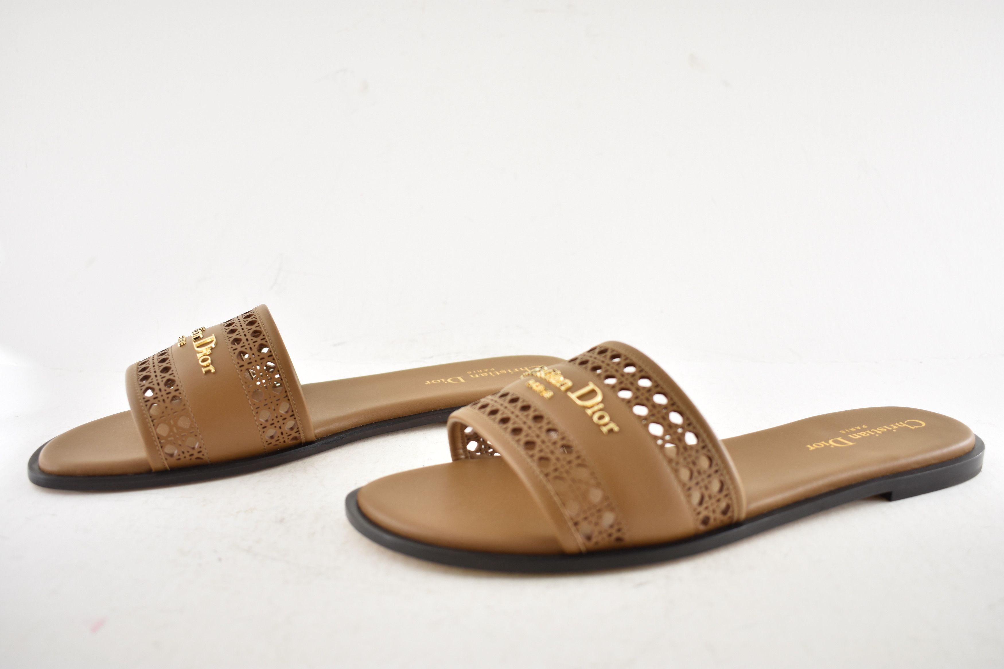 Dior Dior D-Lane Dway Micro Cannage Leather Slide Flat Sandal 37 Size US 7 / IT 37 - 15 Thumbnail