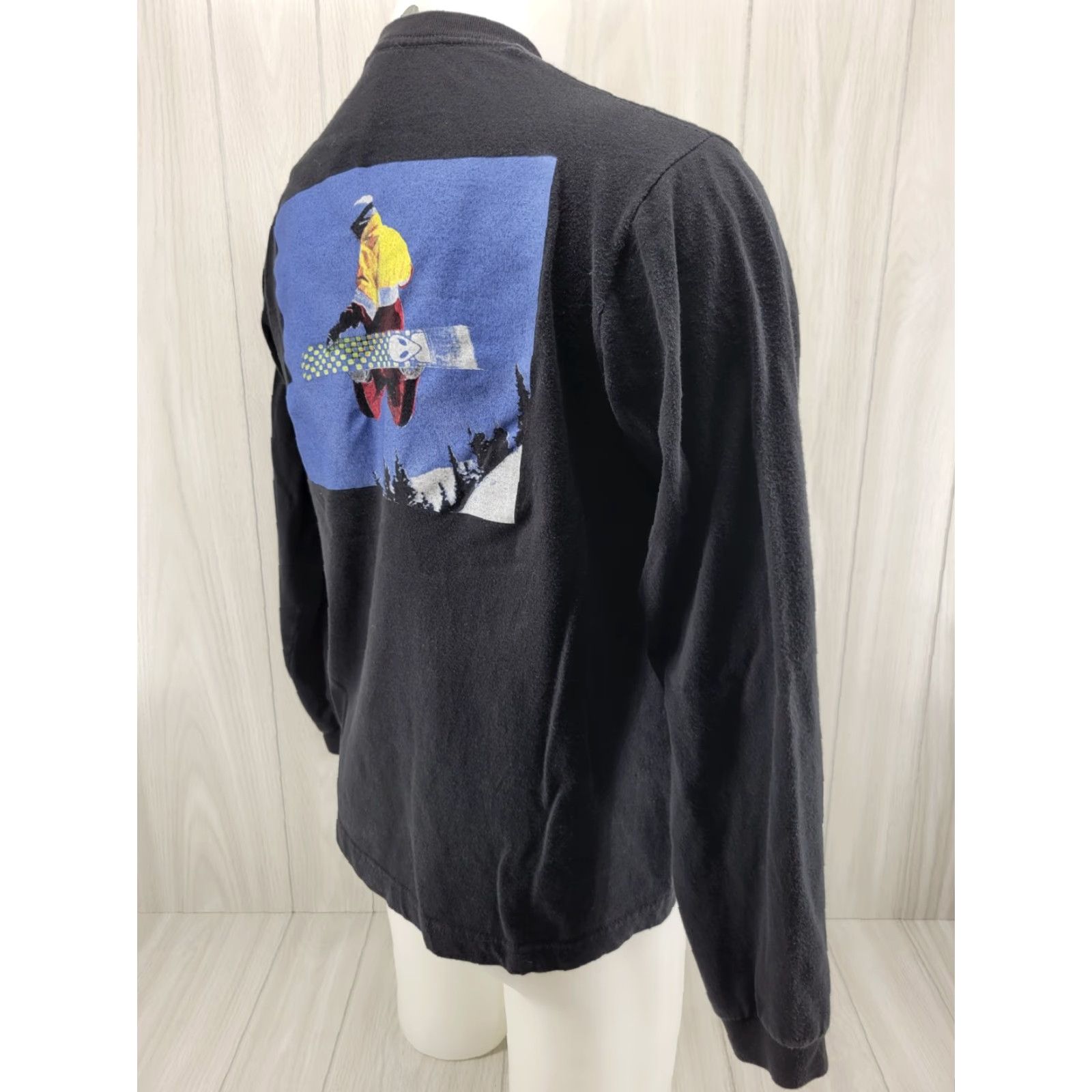 Gap Gap T-Shirt Long Sleeve Size Small Black 100% Cotton Crew Neck Relaxed Men 90s Vintage Style Boarding Adventure Size US S / EU 44-46 / 1 - 6 Thumbnail
