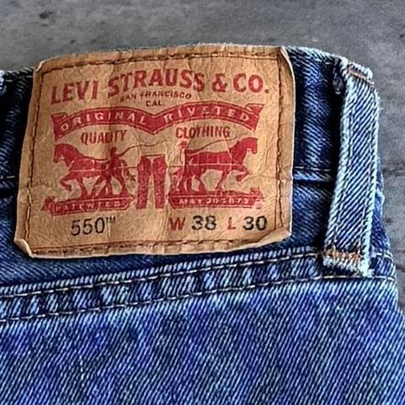 Levi's × Levi's Vintage Clothing Levi’s 550 Relaxed Fit Essential Blue Denim Jeans Size US 38 / EU 54 - 3 Thumbnail