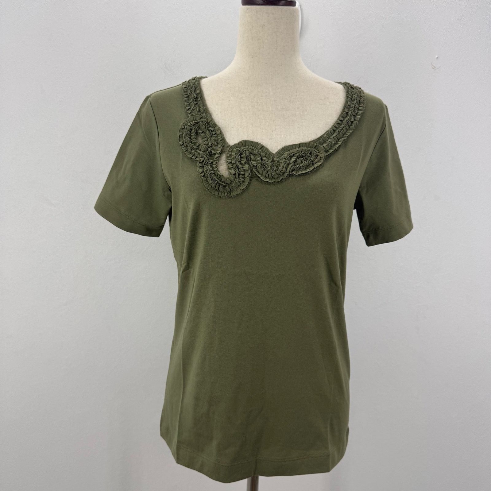 Vass NWT Joan Vass Women's Mesh Neck Tee Green Olive size 0/Small Size S / US 4 / IT 40 - 1 Thumbnail
