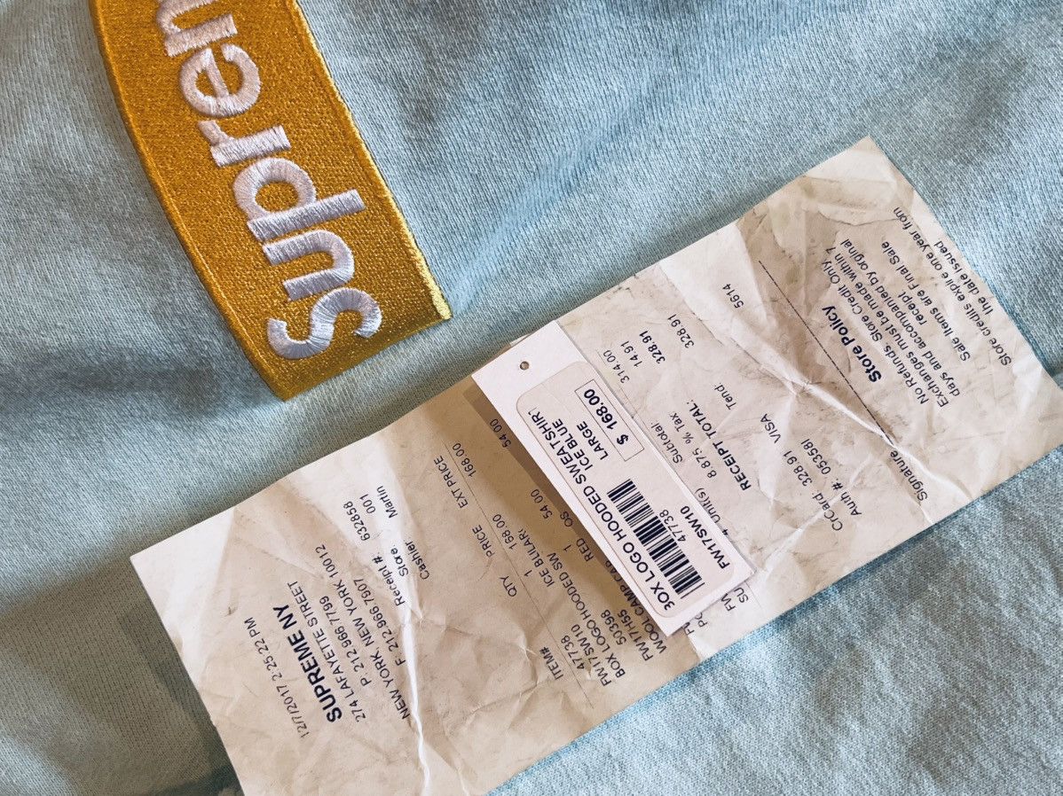 Supreme Supreme FW17 Box Logo Sweater Size US L / EU 52-54 / 3 - 7 Thumbnail