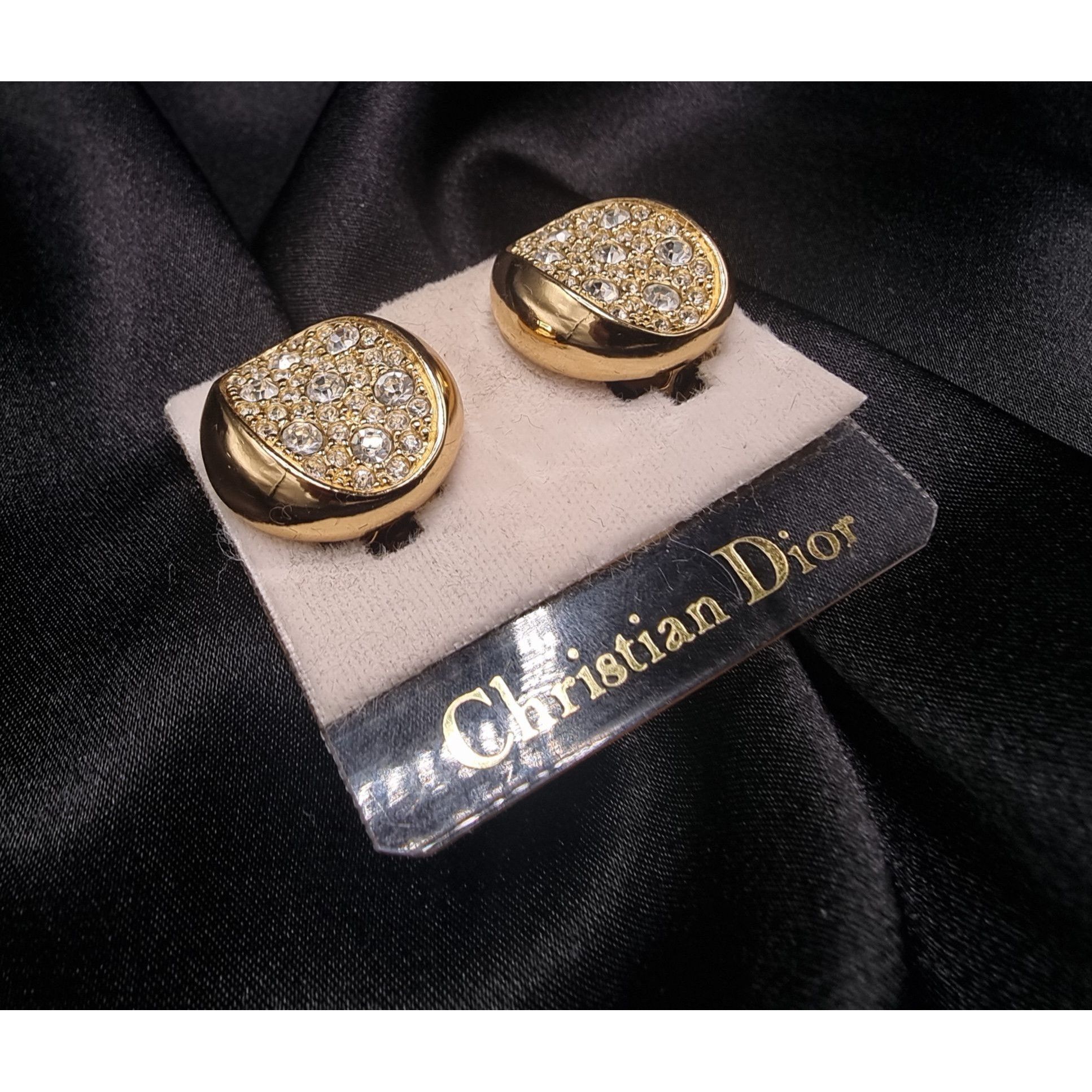 Dior Rare Find Vintage CHRISTIAN DIOR 1980s-90s Gold-Tone Clip-On Size ONE SIZE - 3 Thumbnail
