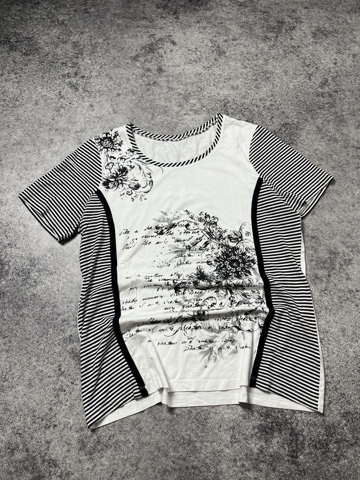 Hysteric Glamour 🔥00'S JUNIA WATANABE POEM JAPANESE VIBE T SHIRT FLOWER TEE Size L / US 10 / IT 46 - 8 Thumbnail