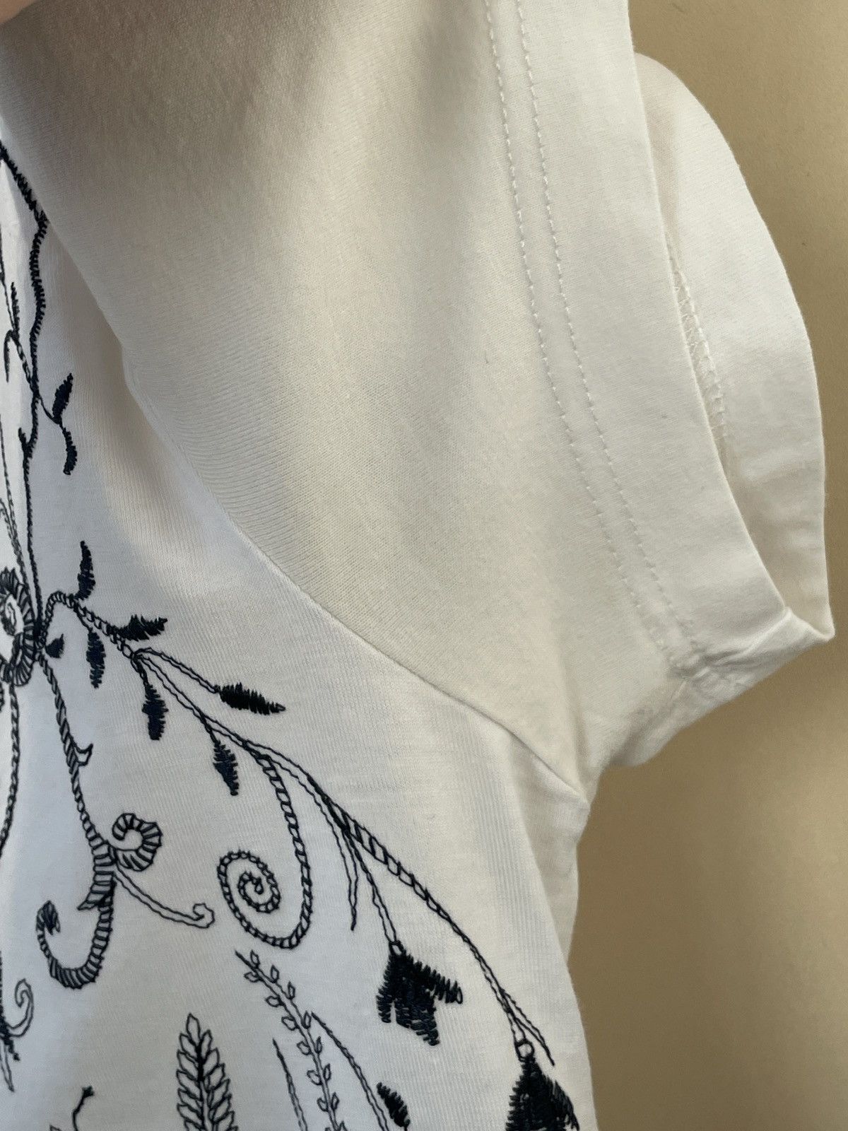 Alexander McQueen Alexander Mcqueen Embroidered Skull white T shirt Size US L / EU 52-54 / 3 - 9 Thumbnail