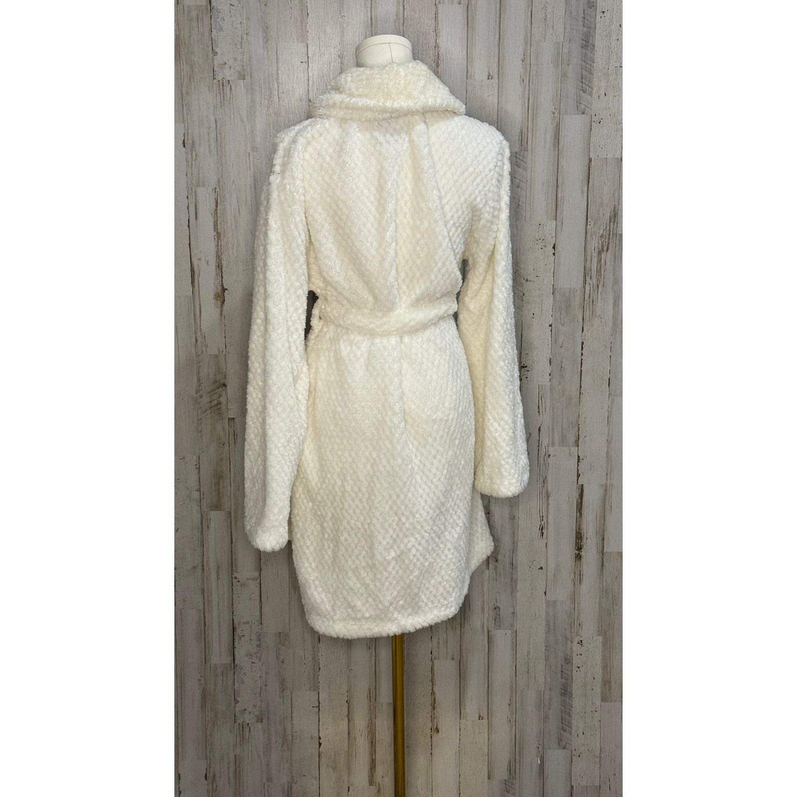 Laura Ashley Laura Ashley Women's Kimono Robe White Plush Size L/XL Size 32" / US 10 / IT 46 - 5 Thumbnail
