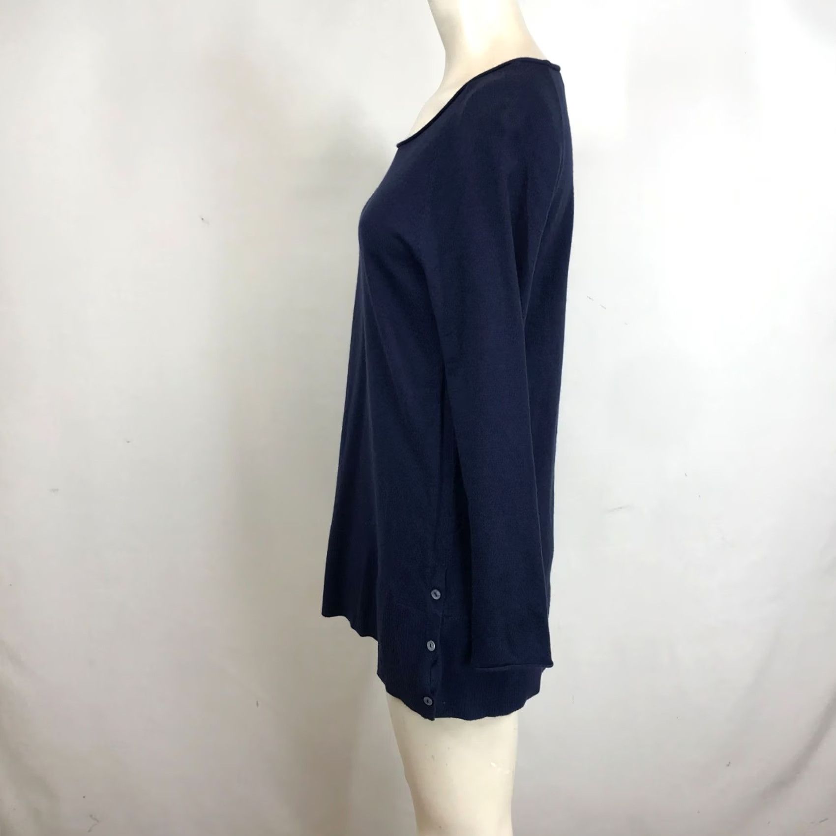 Soft Surroundings SOFT SURROUNDINGS WOMEN'S XS NAVY LONG SLEEVE ROUND NECK SHIRT Sweater Tunic Casual Knit Regular Womens XS Navy Blue Size XS / US 0-2 / IT 36-38 - 6 Thumbnail