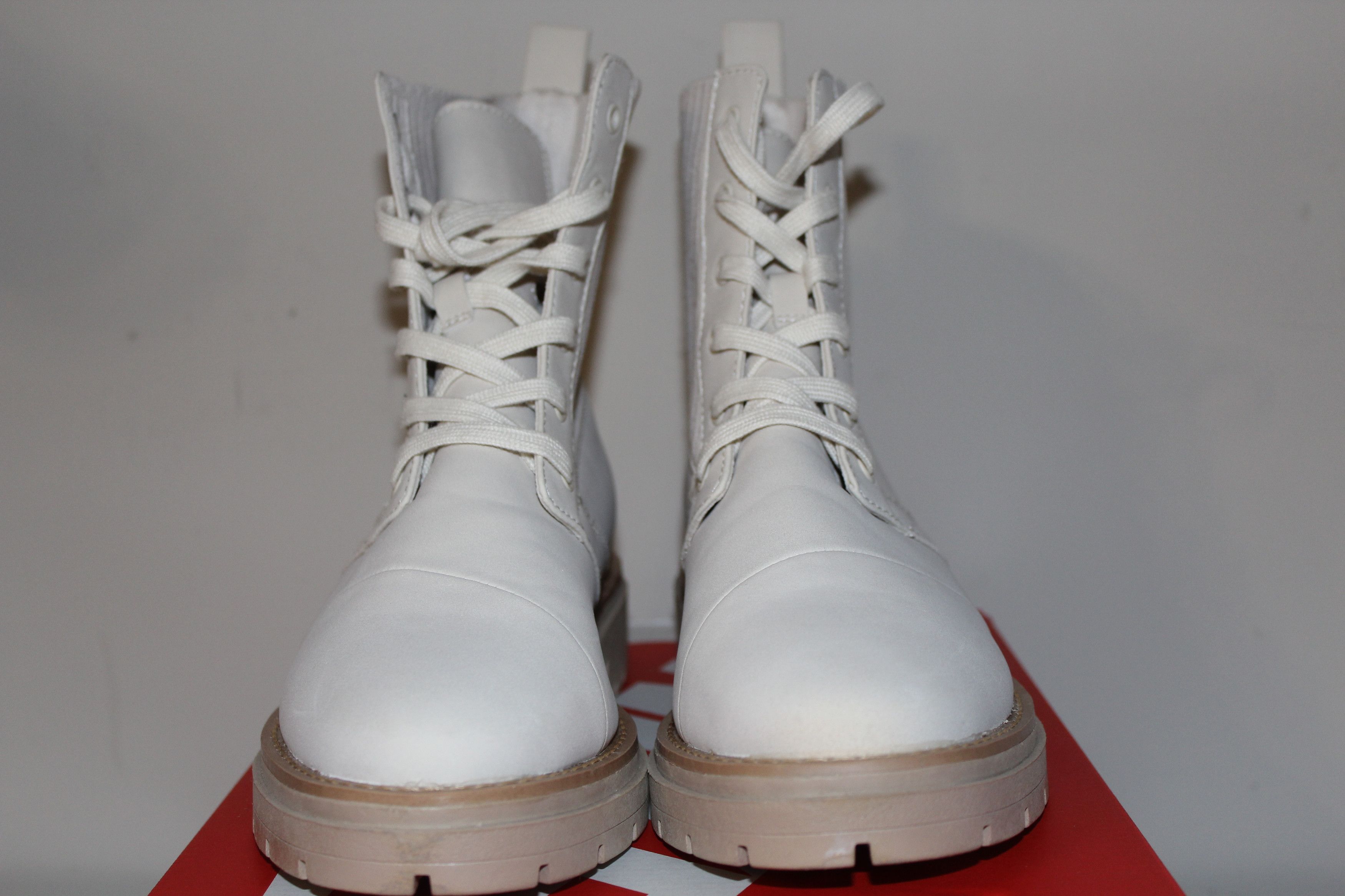 Toms TOMS Womens Ionie Lace Up Lug Sole Combat Boots Size 9 Size US 9 / IT 39 - 3 Thumbnail
