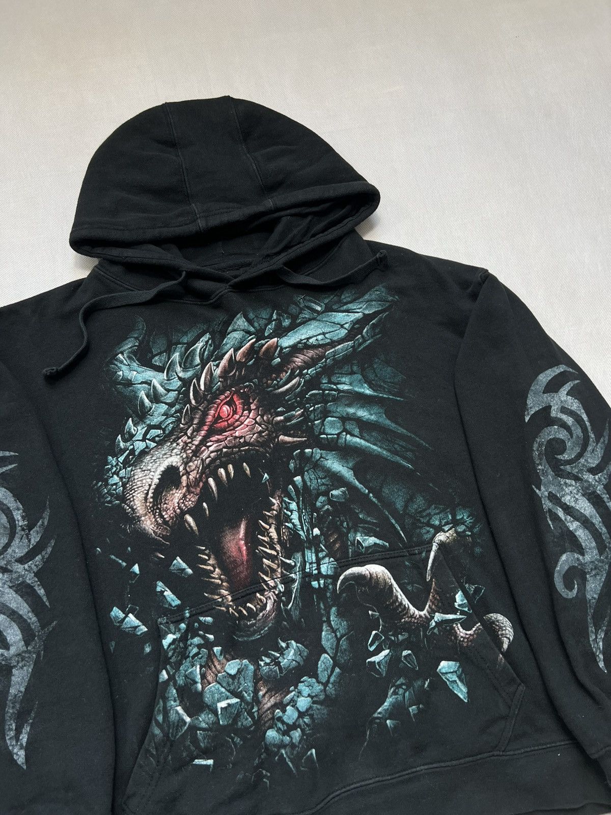 Japanese Brand × Vintage Hoodie Dragon boxy fit 64x64 cm vintage 90’s 00’s Size US L / EU 52-54 / 3 - 4 Thumbnail