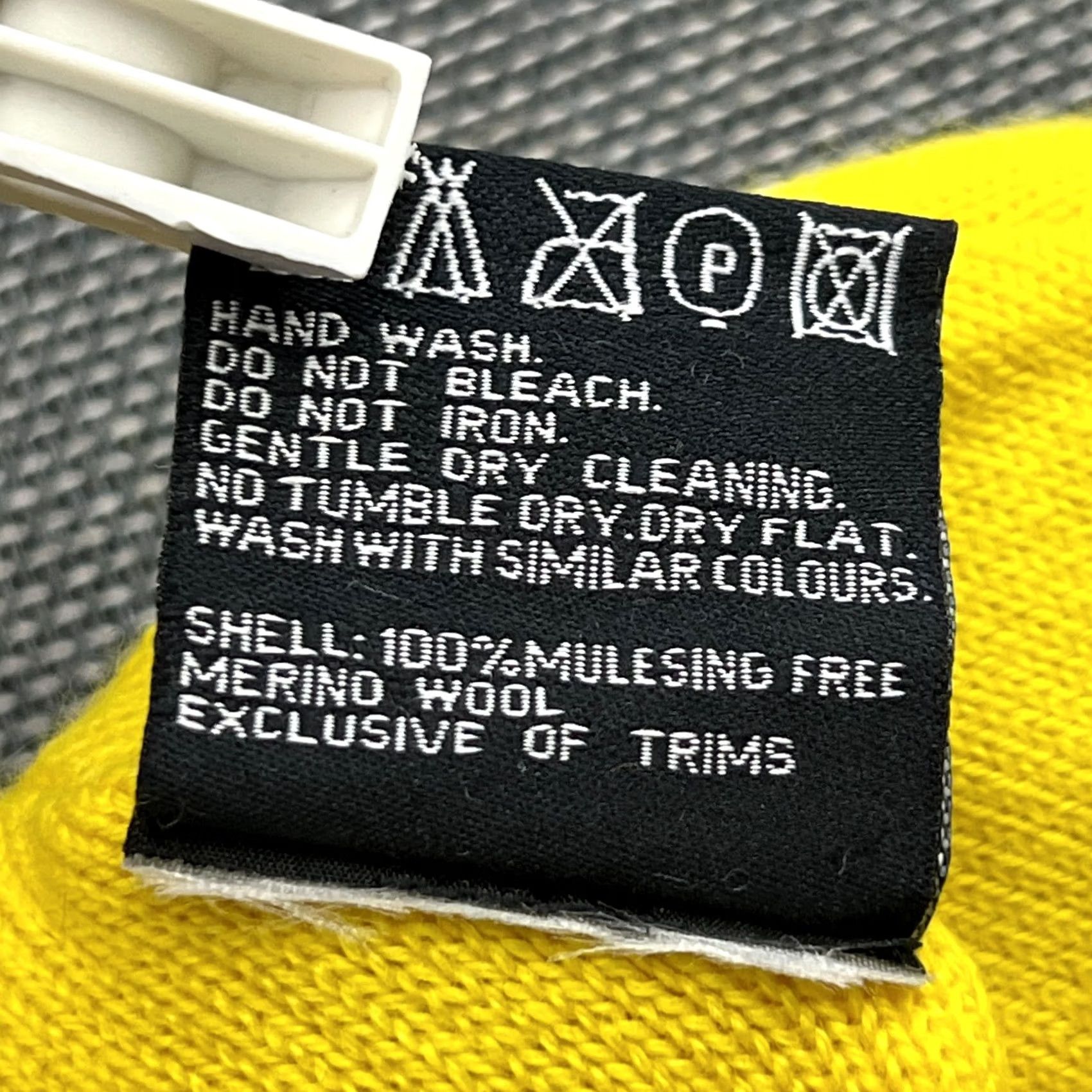 Logo 7 Norrona /29 Logo Beanie Hat Small 100% Merino Wool Mellow Yellow Spellout Beanie H Womens Men Unisex Adults S Yellow Wool Knit Thermal Vintage: No N/A Size ONE SIZE - 6 Thumbnail
