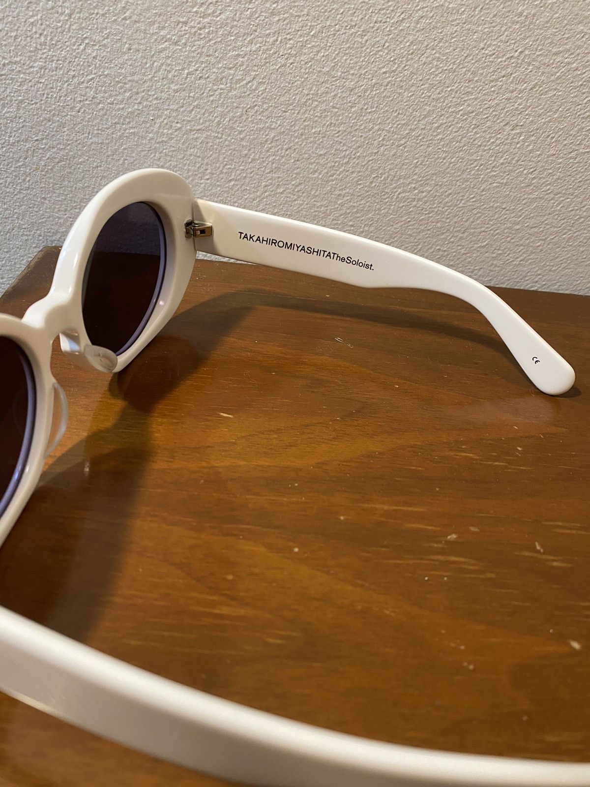 Kurt Cobain Oval Sunglasses Clout Goggles Glasses Vintage White