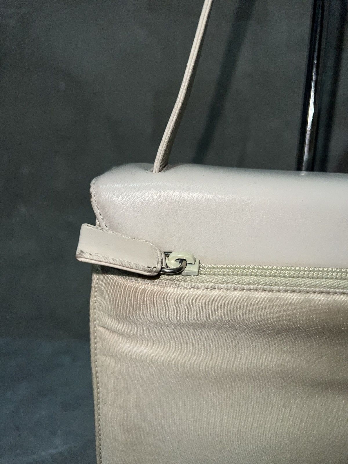 Prada Vintage Prada Nylon Leather Shoulder Bag Size ONE SIZE - 5 Thumbnail