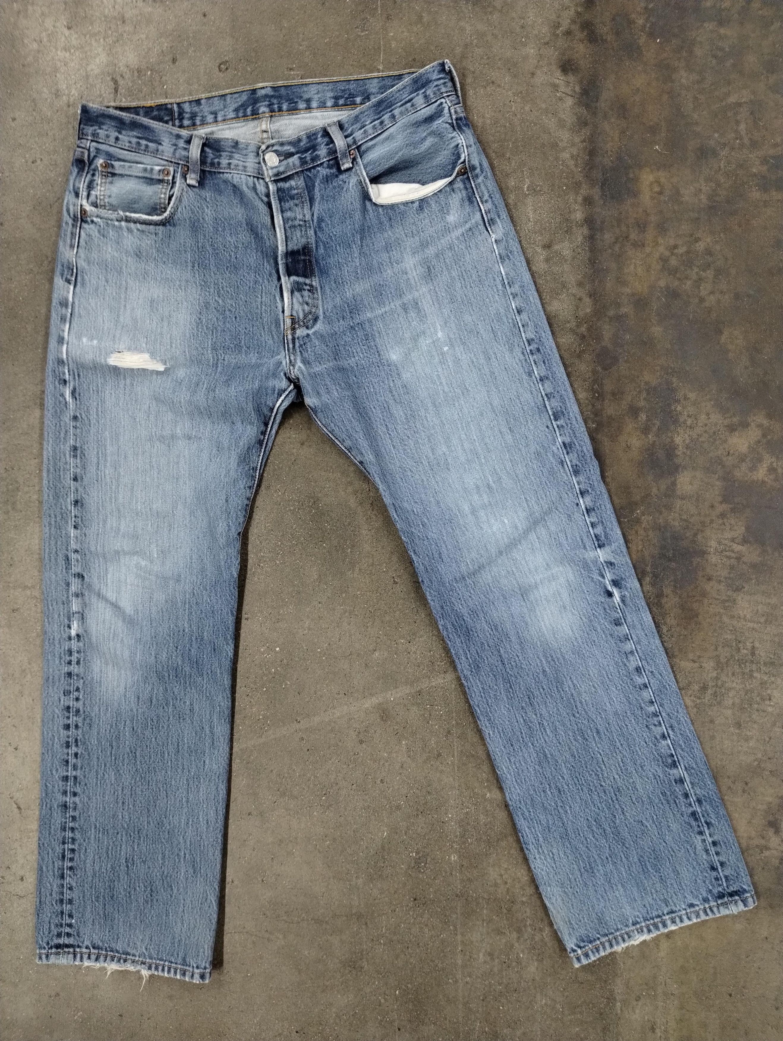 Jean × Vintage Vintage Levis 501 Red Tab 36x32 Size US 35 - 1 Thumbnail