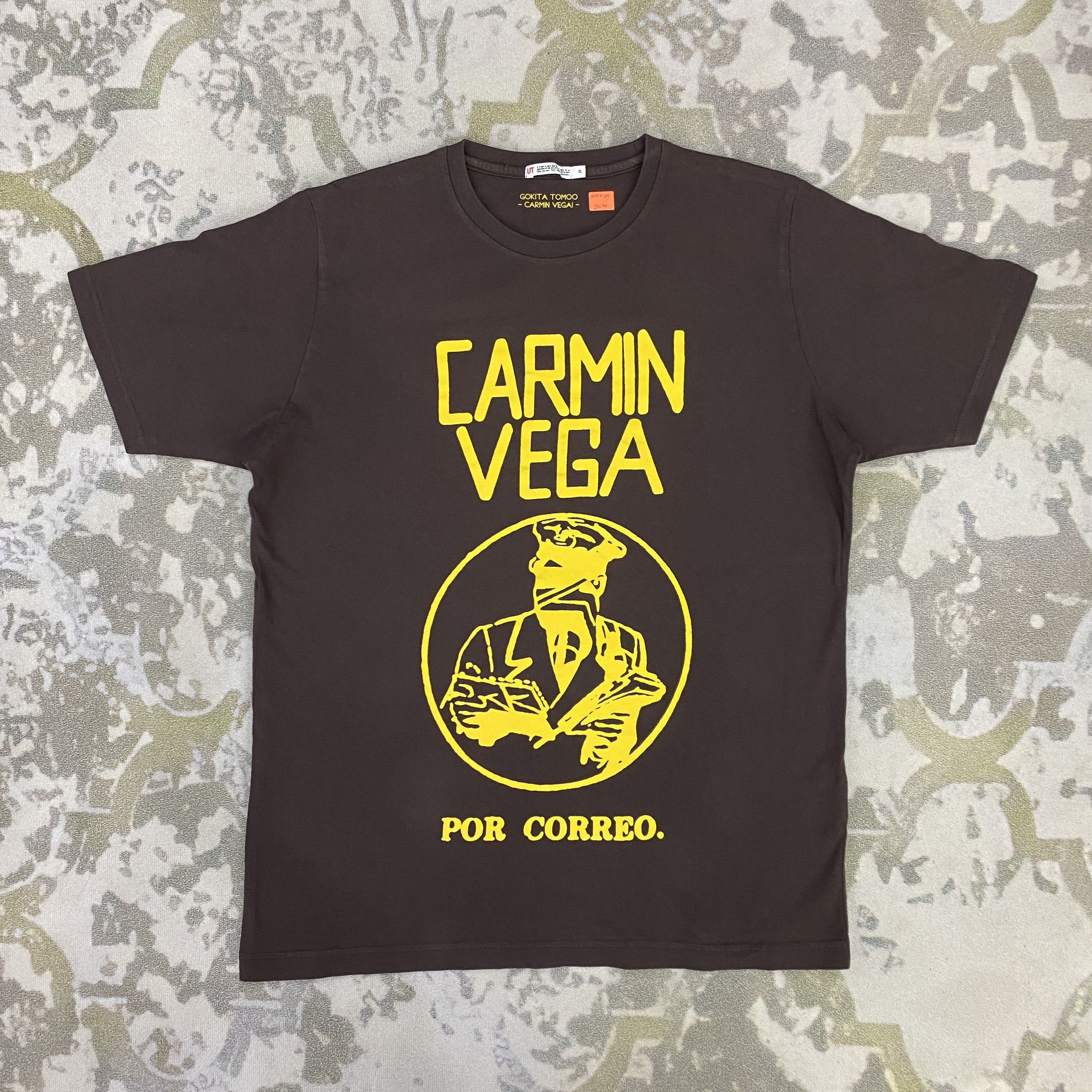 Japanese Brand Uniqlo x Tomoo Gokita Carmin Vega Tshirt - J074 Size US L / EU 52-54 / 3 - 1 Thumbnail