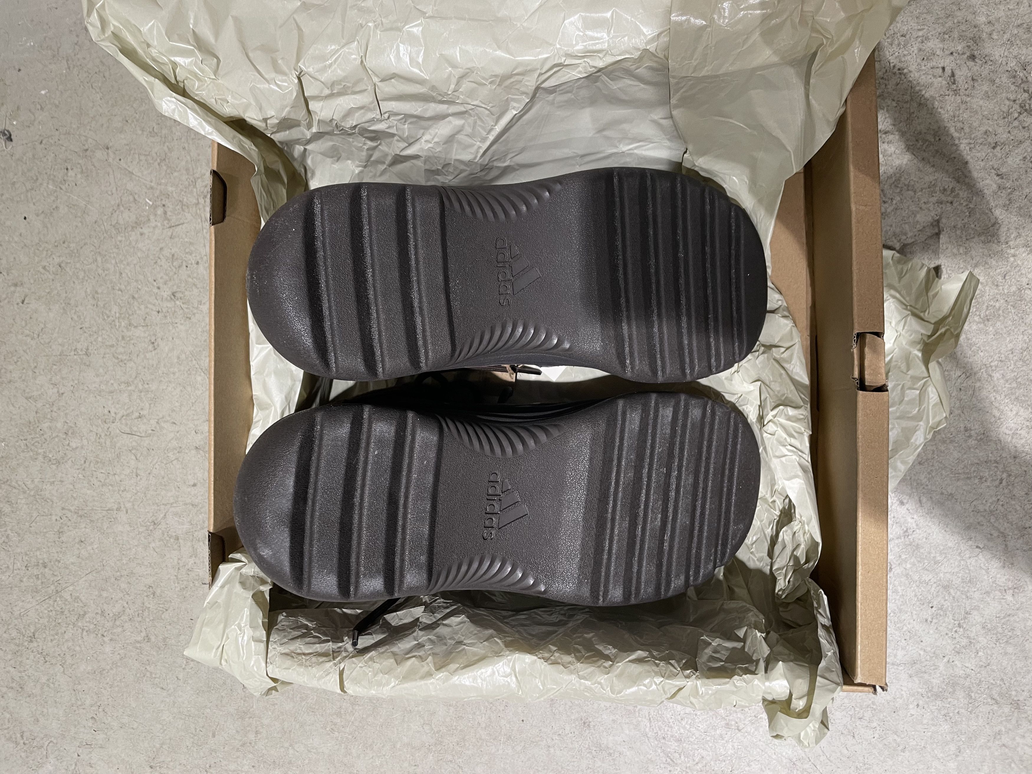 Adidas × Yeezy YEEZY DSRT BOOT Size US 13 / EU 46 - 5 Thumbnail