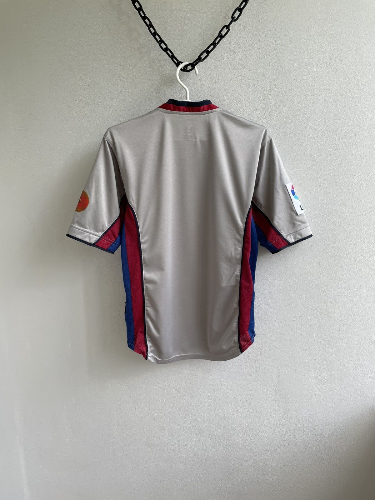Vintage Barcelona 1998 2001 Away Football Shirt Soccer Jersey Nike Size US XS / EU 42 / 0 - 13 Thumbnail