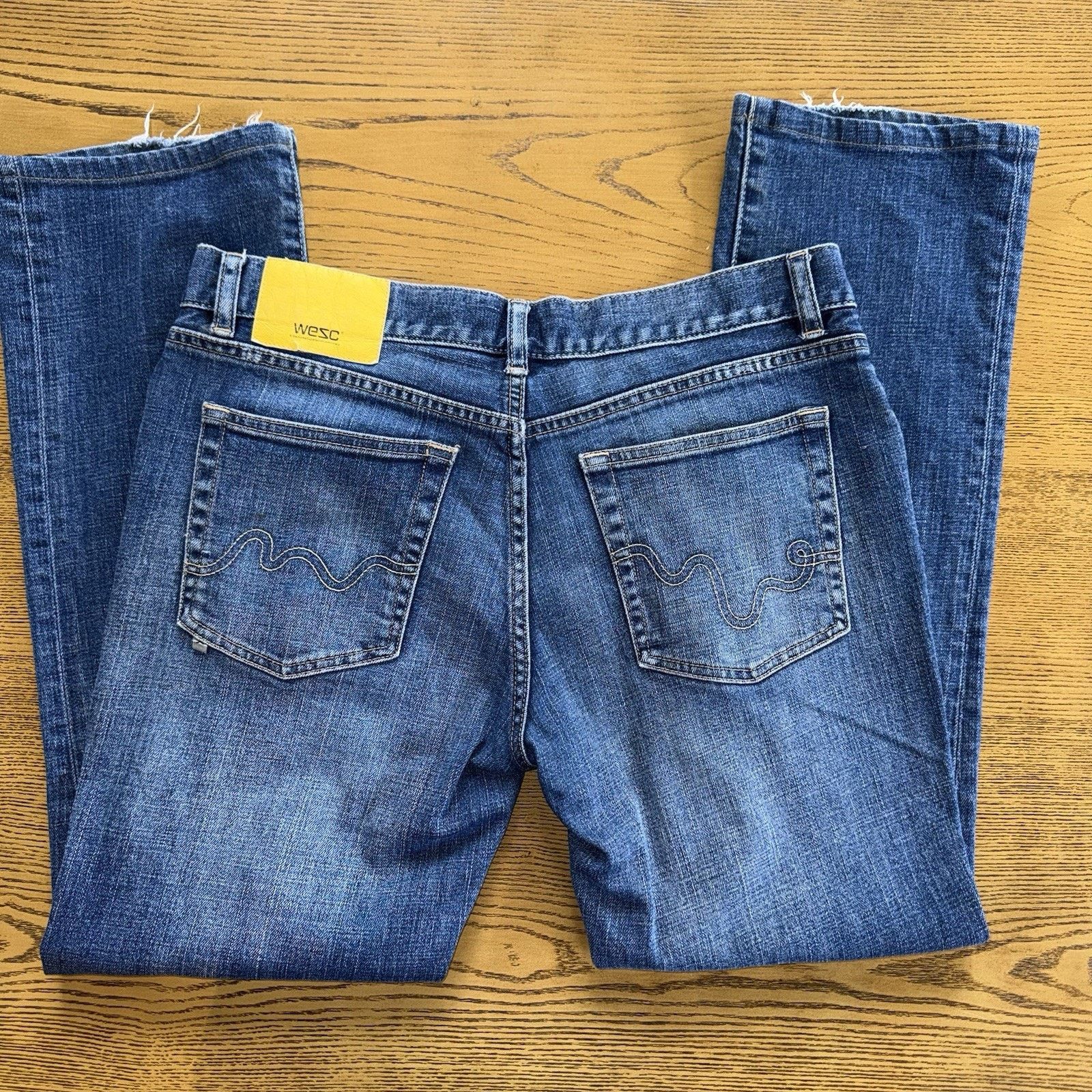 WeSC WeSC Women’s Low Rise Jeans 32x29 Blue Denim Medium Wash EUC Size 32" / US 10 / IT 46 - 2 Thumbnail