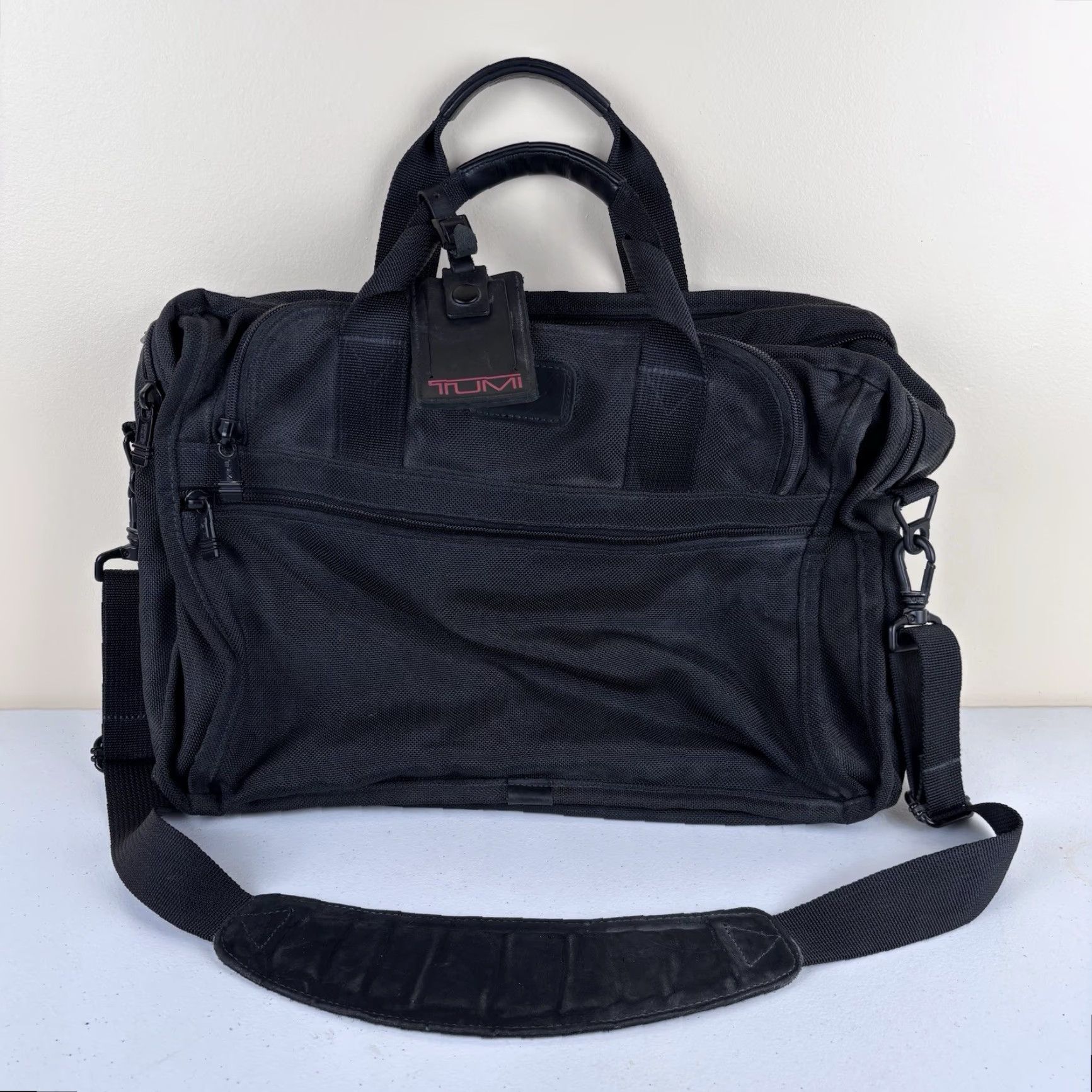 Tumi Tumi Messenger Bag Black Nylon Briefcase 18in 11in 6in Medium Laptop Bag Size ONE SIZE - 2 Thumbnail
