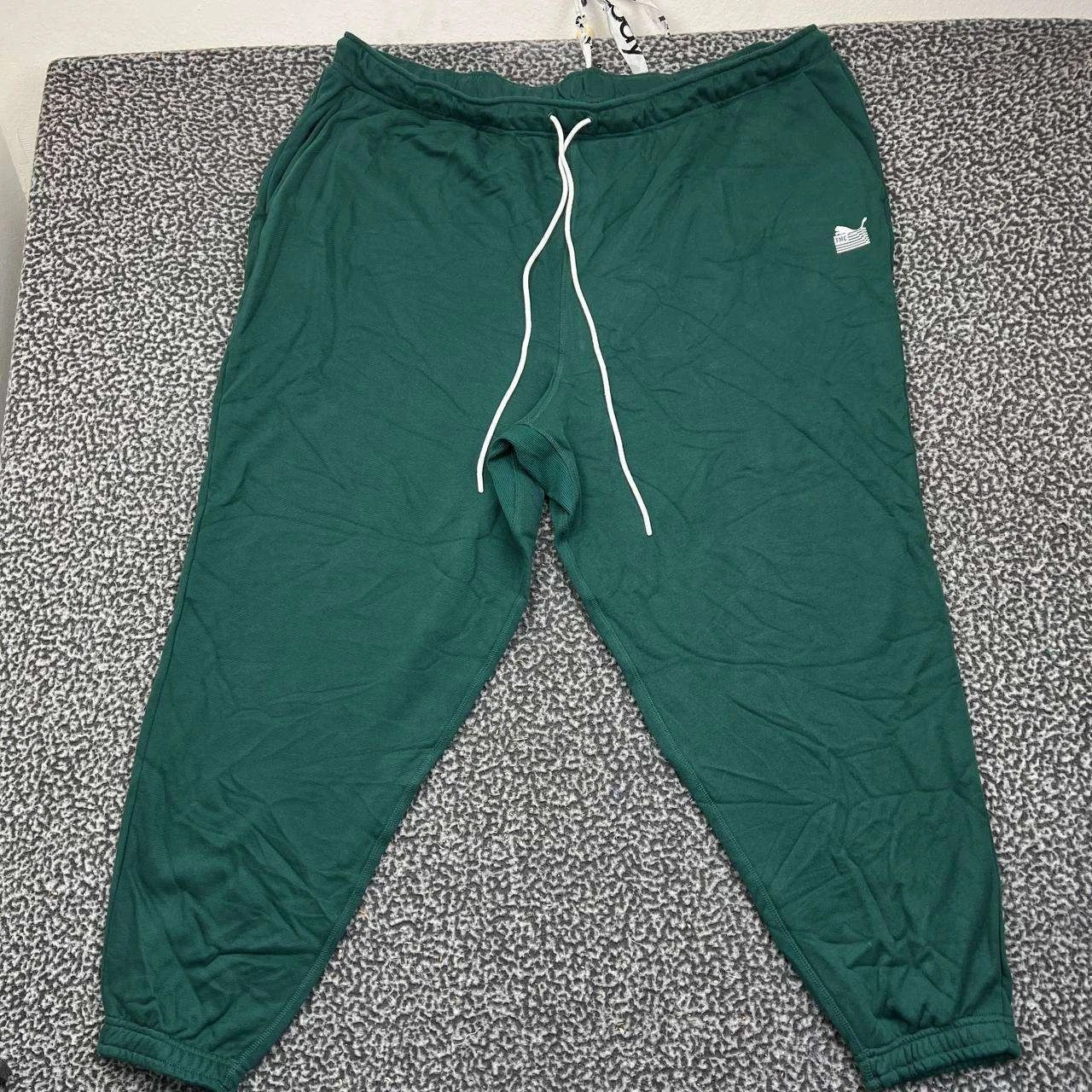 Puma Puma x TMC Everyday Hussle Sweatpants 4XL Drawstring 44x30 Size US 44 / EU 60 - 1 Thumbnail