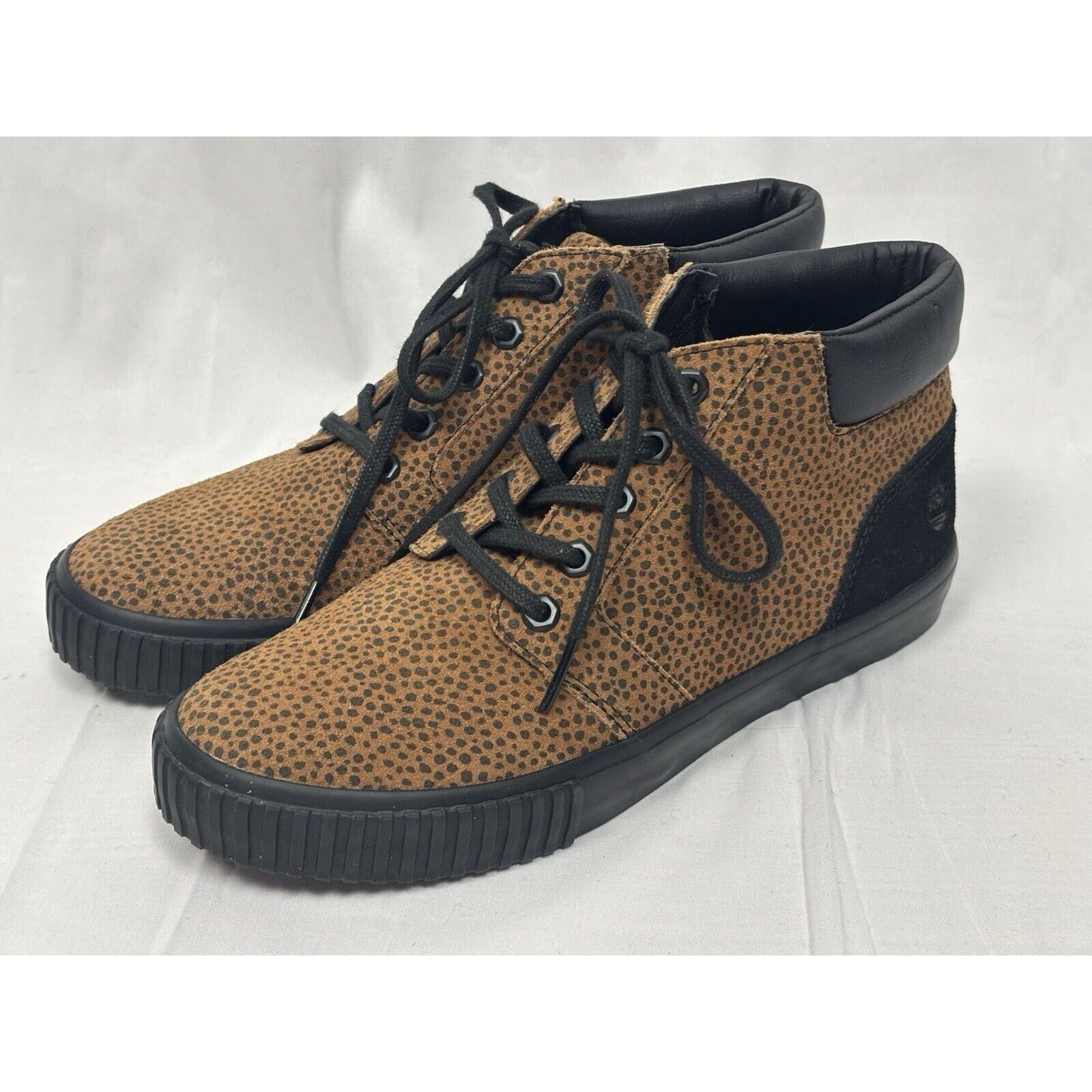 Timberland Timberland Women's Chukka Boot Cheetah Suede High Top Size 8 Size US 8 / IT 38 - 1 Thumbnail