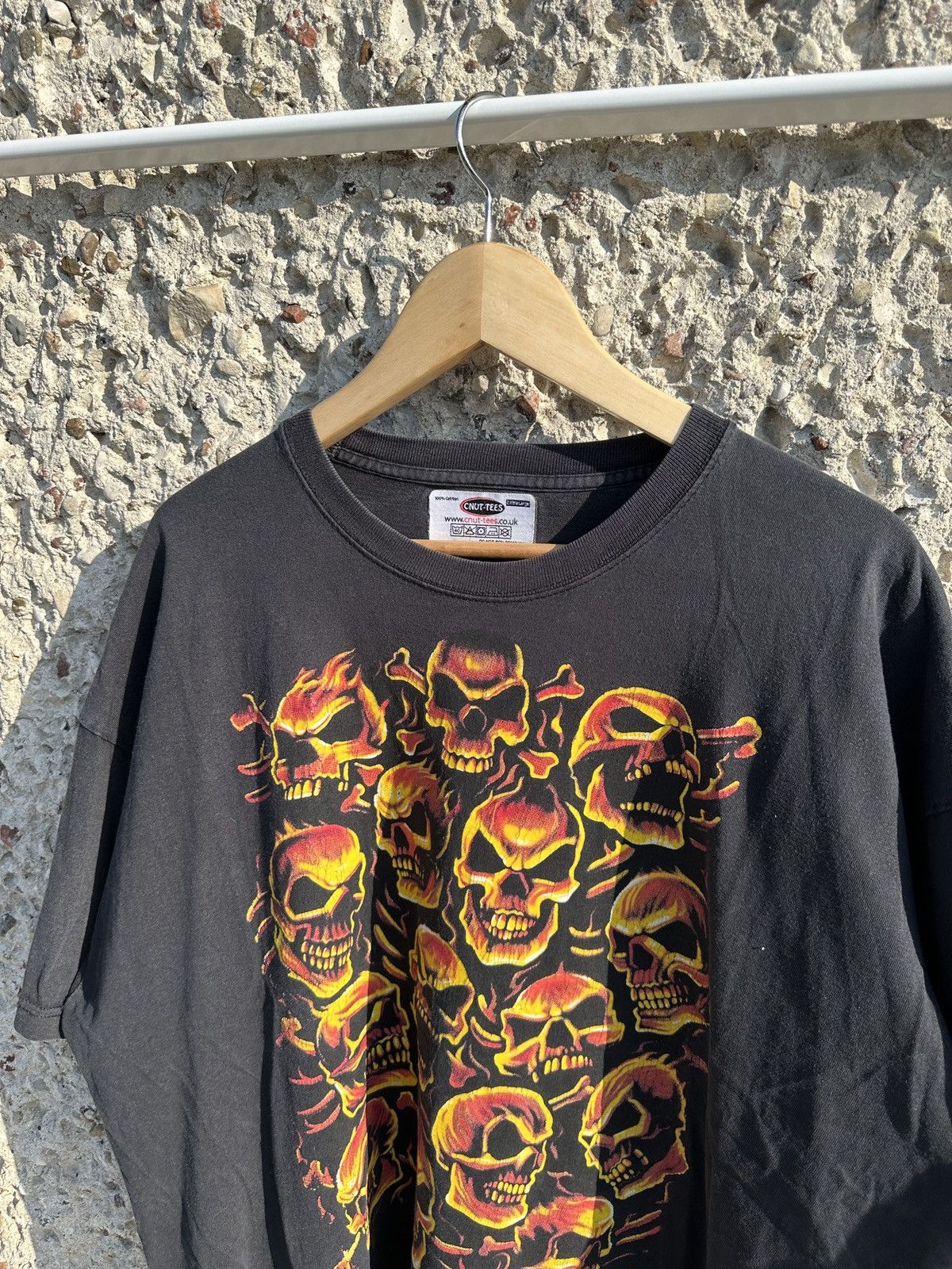 Liquid Blue Vintage 2007 liquid blue orange skulls t-shirt Size US XL / EU 56 / 4 - 2 Thumbnail