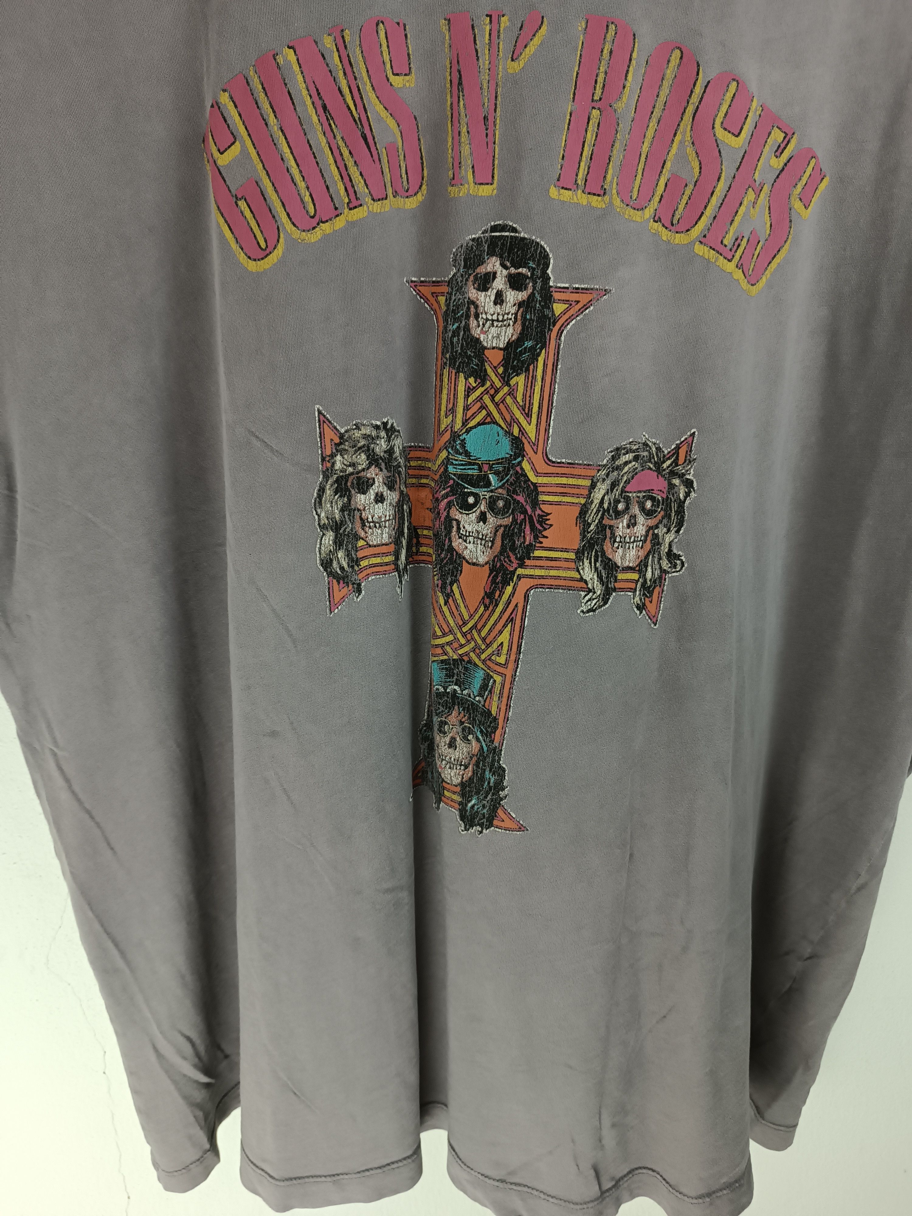 Band Tees VINTAGE GUNS N' ROSES CROSS FADED TE motley acdc metallica Size US XXL / EU 58 / 5 - 6 Thumbnail