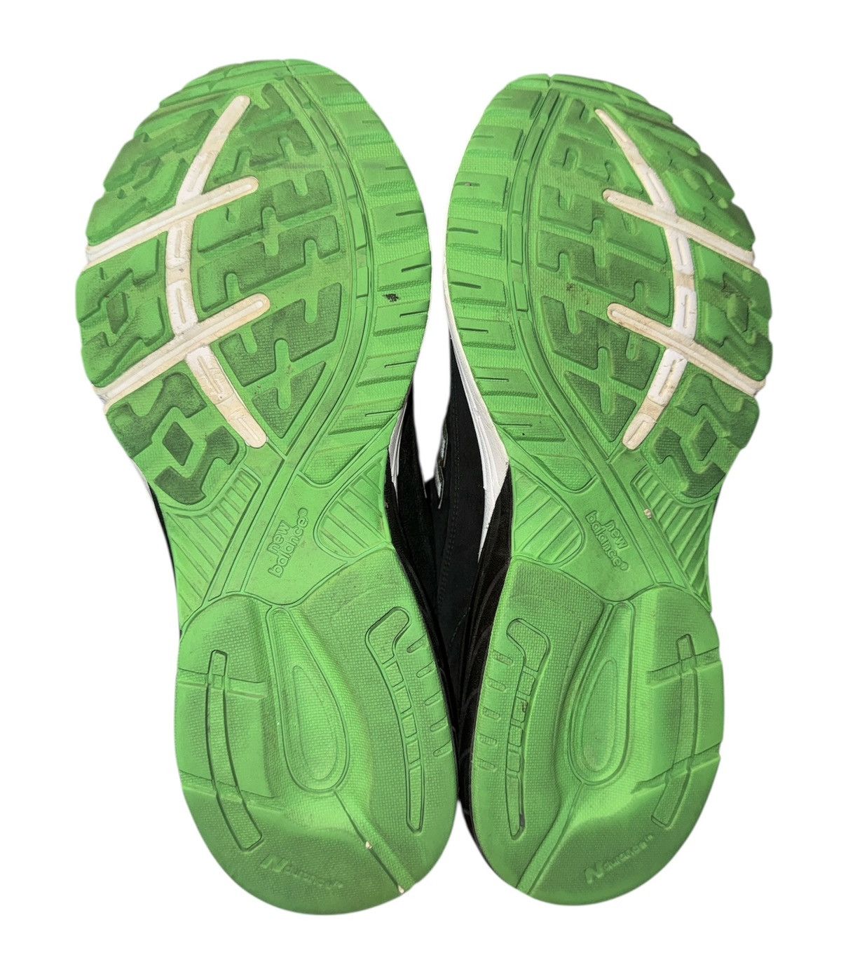 New Balance 1 of 300 ‘Green Lantern’ Friends and Family Size US 10.5 / EU 43-44 - 5 Thumbnail
