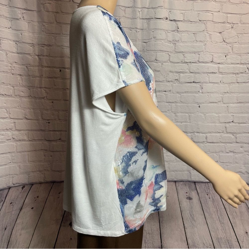 Chicos Chico's Watercolor Sequins Front Top T-Shirt Size 2 US L Size L / US 10 / IT 46 - 3 Thumbnail