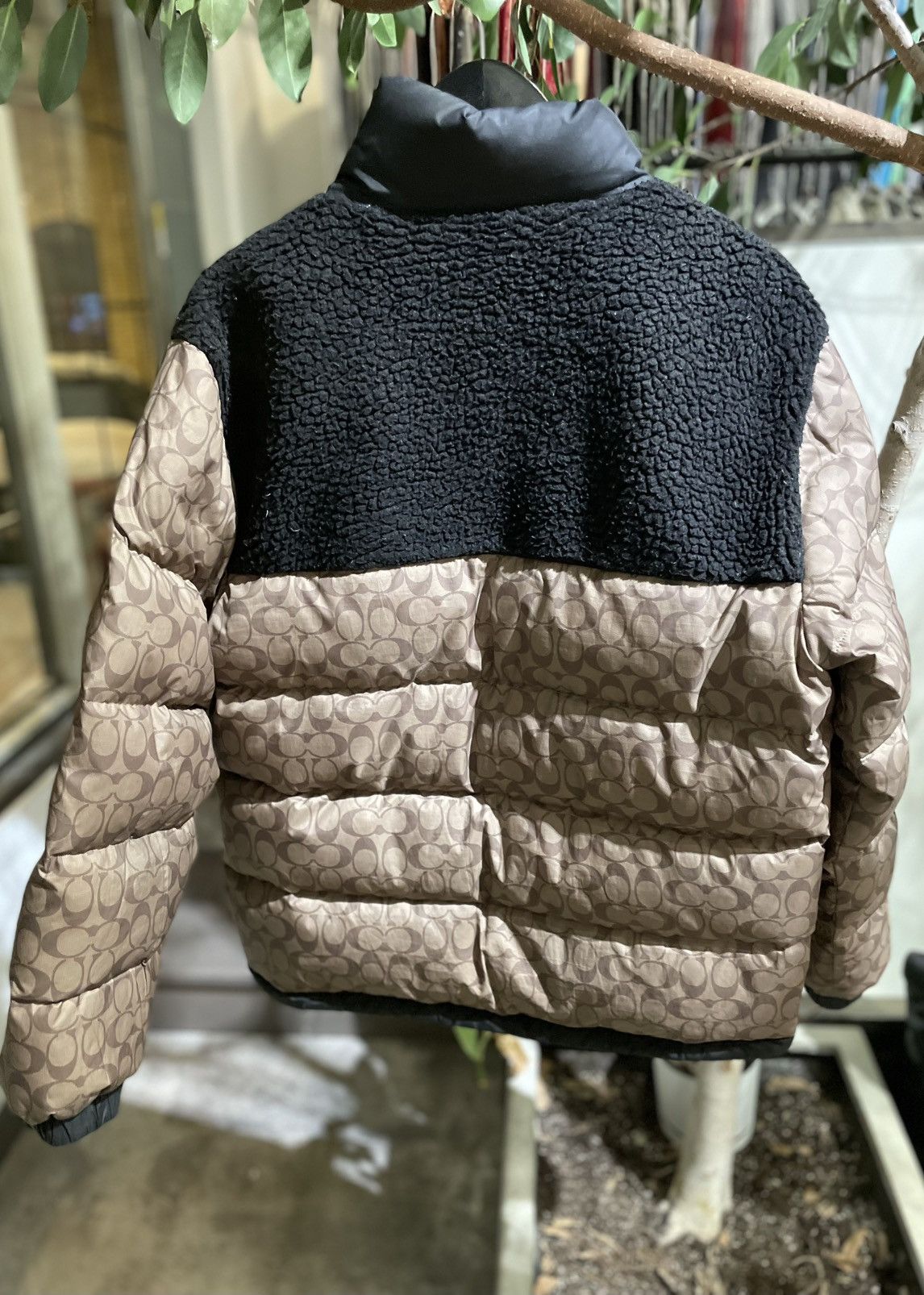 Coach COACH REVERSIBLE SHERPA SIGNATURE DOWN JACKET Size US L / EU 52-54 / 3 - 2 Thumbnail