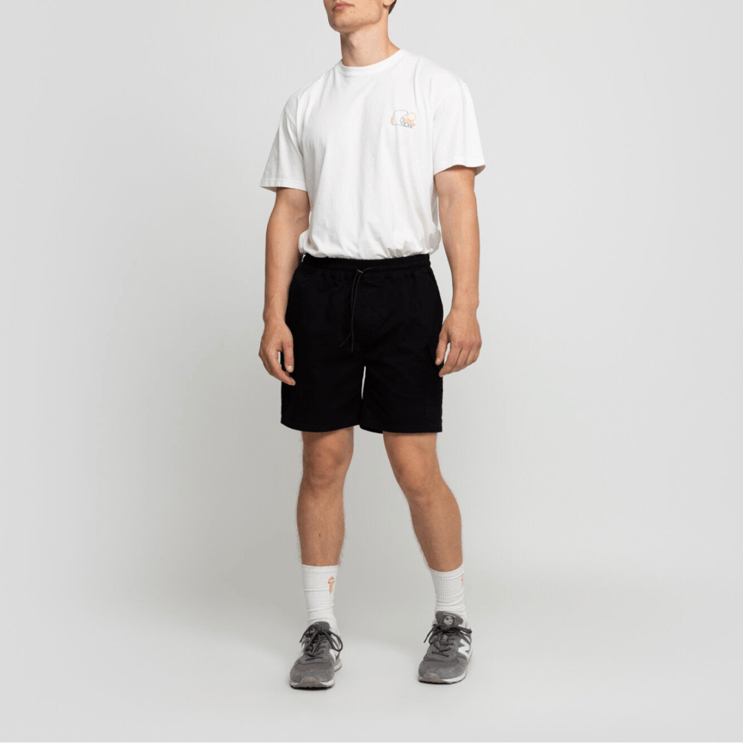 Other BNWT Revolution of 1995 Black Cargo Shorts - Size XL Size US 34 / EU 50 - 4 Thumbnail