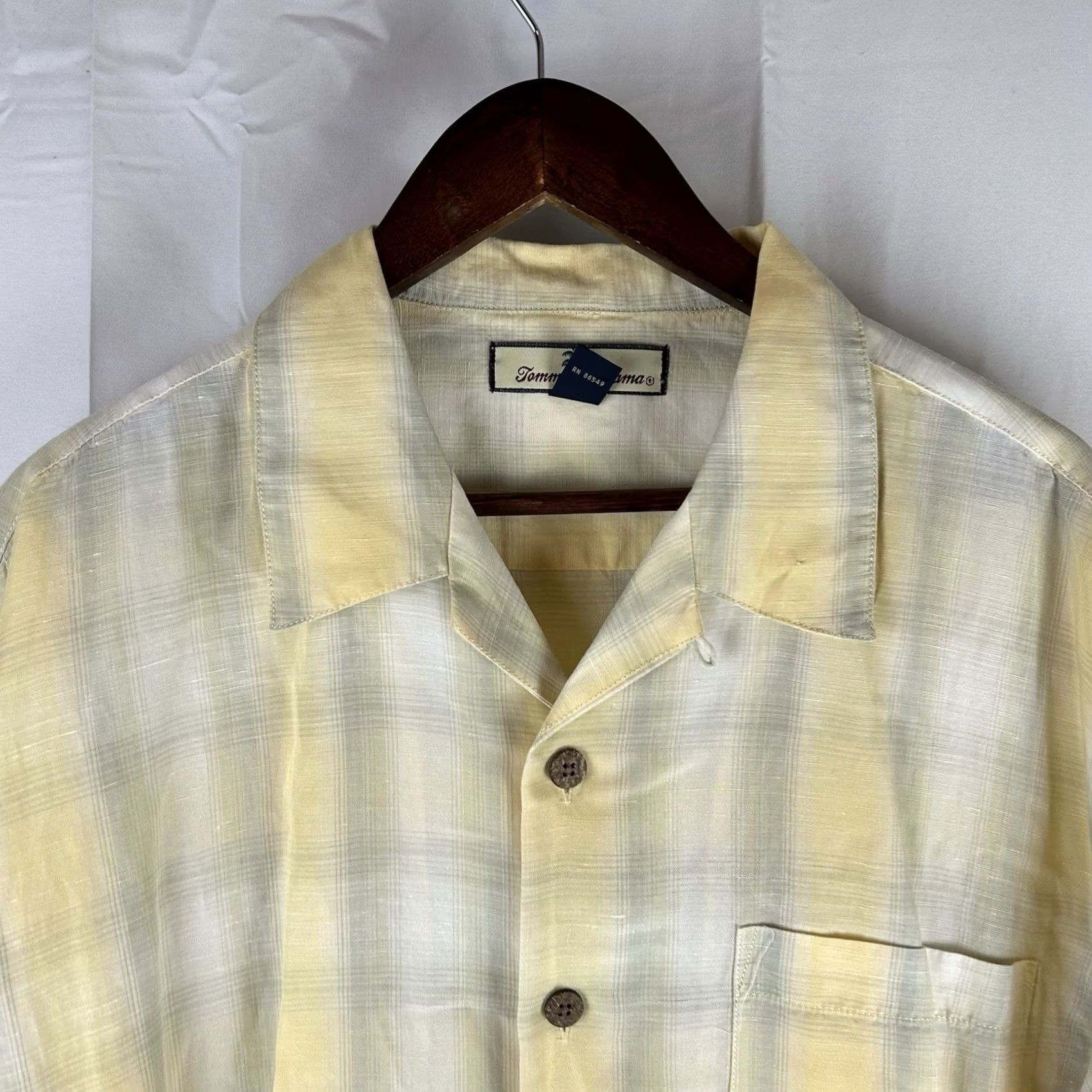 Tommy Bahama Tommy Bahama Linen Blend Camp Shirt Mens Medium Plaid Yellow Short Sleeve Shirt Size US M / EU 48-50 / 2 - 2 Thumbnail