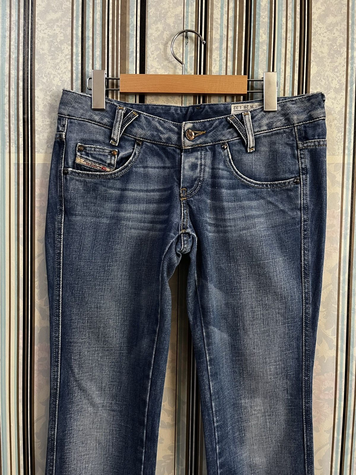 Diesel 2000s DIESEL LOOPPY flared folds #H5 Size 28" / US 6 / IT 42 - 1 Thumbnail