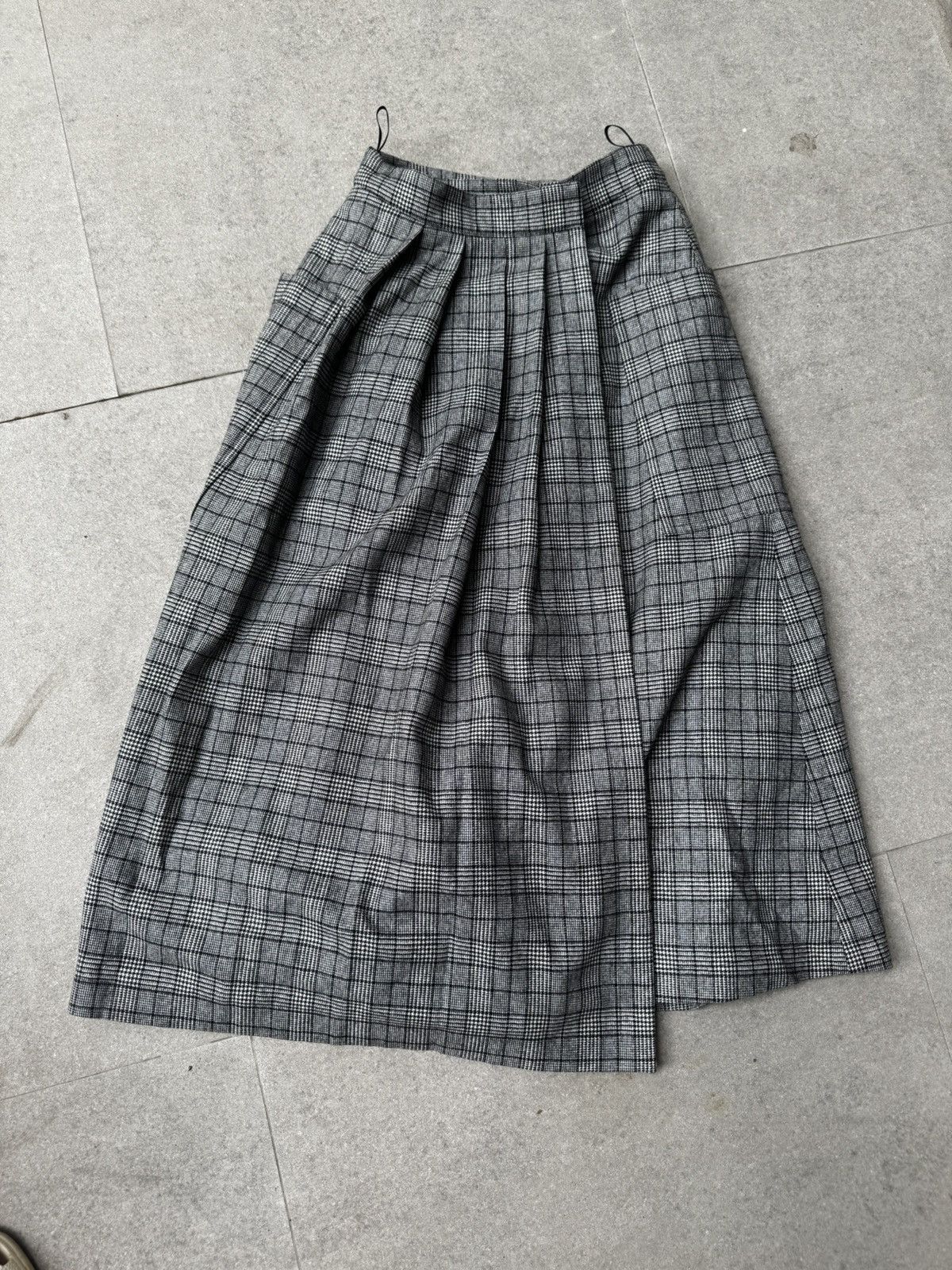 Celine Celine Mid Length Skirt size 36 Size 28" / US 6 / IT 42 - 2 Thumbnail