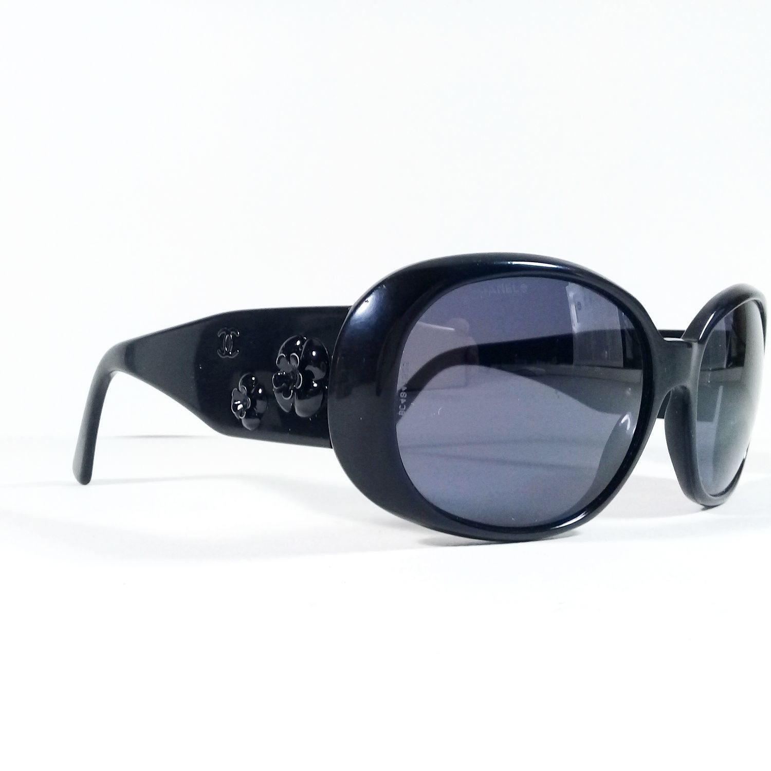 Chanel 02461 CC Logo Vintage Sunglasses in Black Hue Chanel CC Logo Sunglasses 02461 Black 1479940 – FASHIONPHILE main image 3