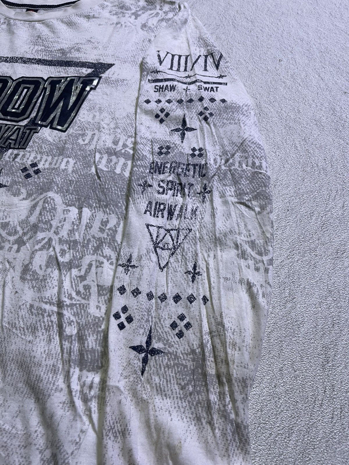 Hysteric Glamour Y2K AIR WALK LONG SLEEVE TSHIRT Size US L / EU 52-54 / 3 - 3 Thumbnail