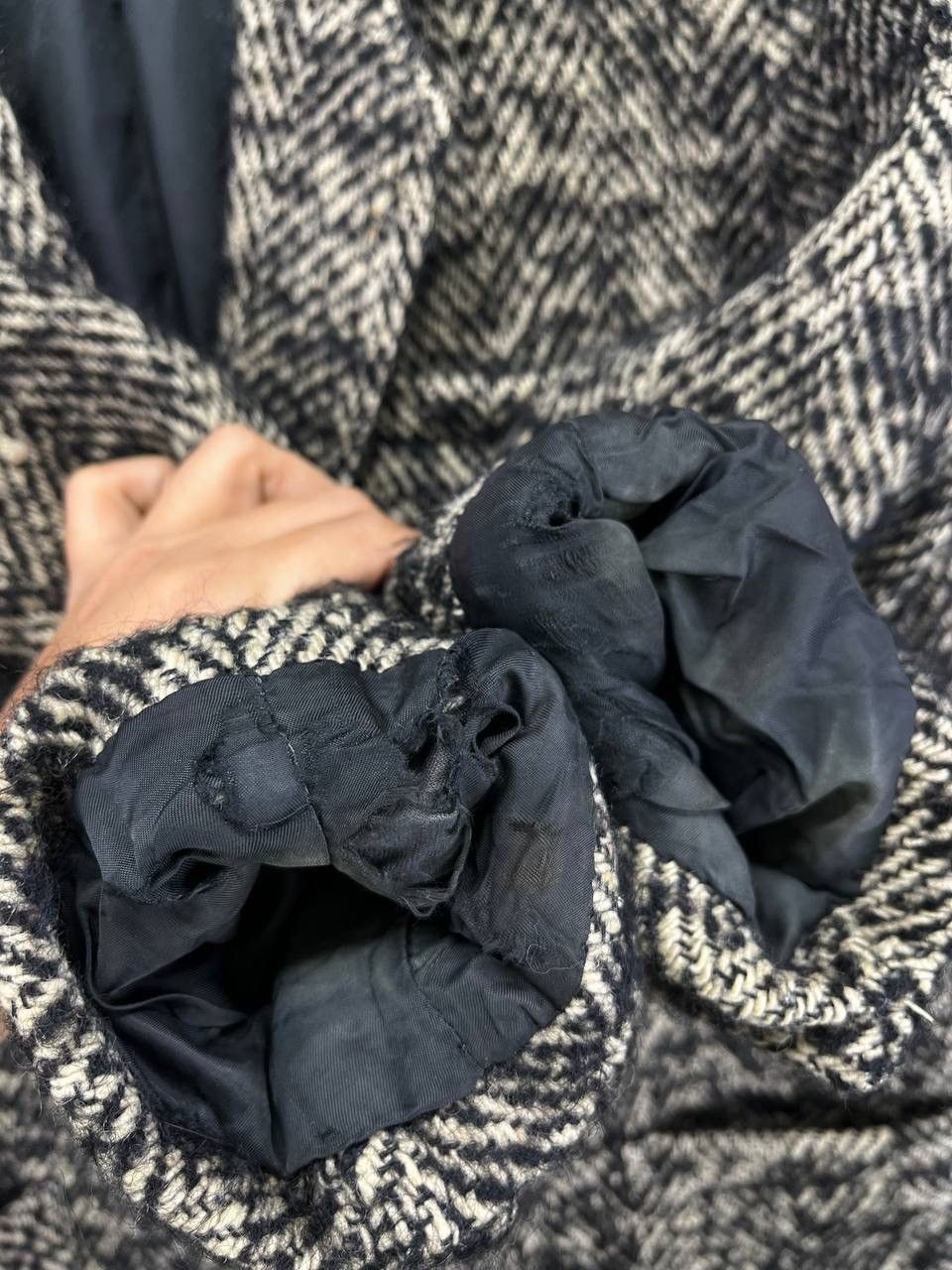 Yohji Yamamoto Vintage Yohji Yamamoto Y’s For Men Wool Button Up Jacket Size US S / EU 44-46 / 1 - 13 Thumbnail