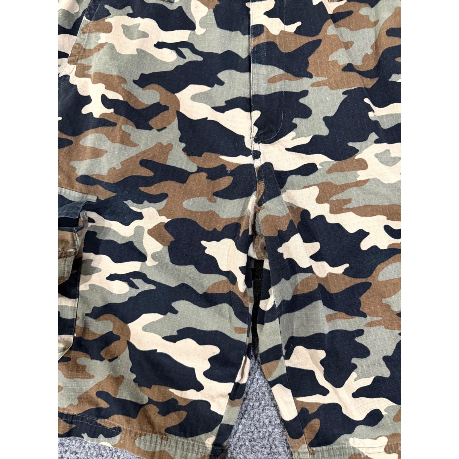 Bugle Boy Bugle Boy Cargo Shorts Mens 38 Green Camo Cotton Canvas Utility Pockets Size US 38 / EU 54 - 3 Thumbnail
