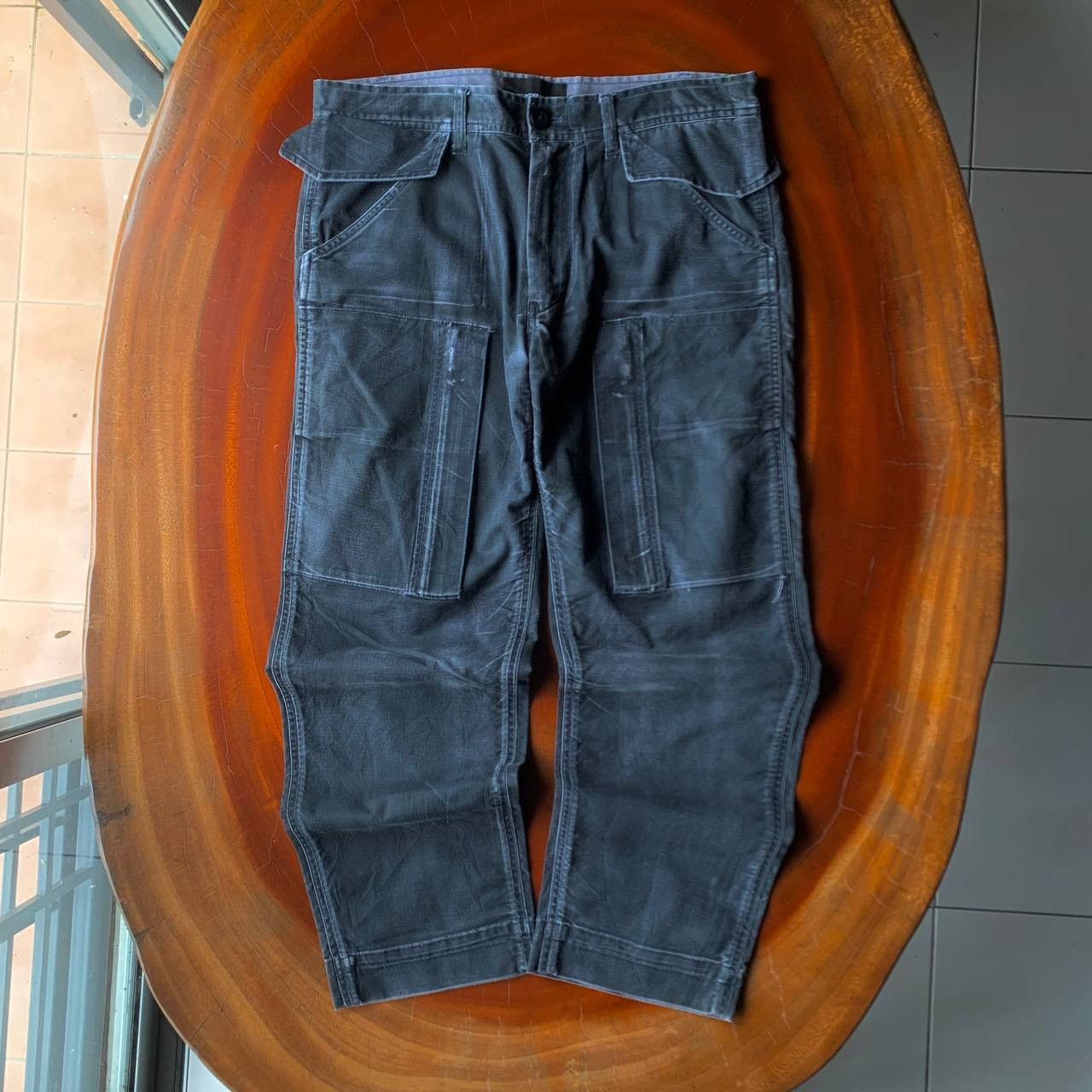Diet Butcher Slim Skin 💥RARE💥 Diet Butcher Slim Skin Multi Pocket Black Denim Pants Size US 31 - 1 Thumbnail