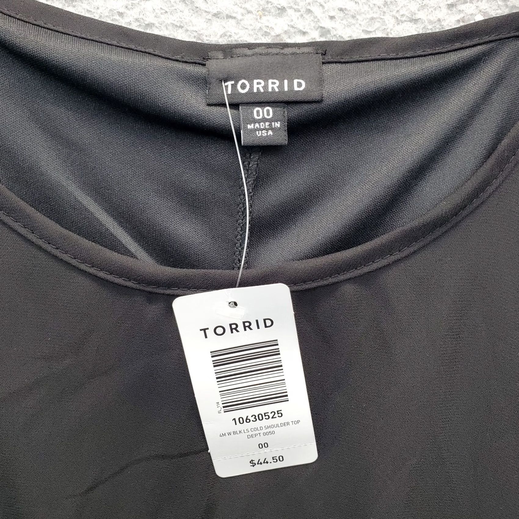 Torrid Torrid Tank Top Womens Size 00 Black Cold Shoulder Long Sleeve Flared Pullover Size XXS / US 00 / IT 34 - 3 Thumbnail