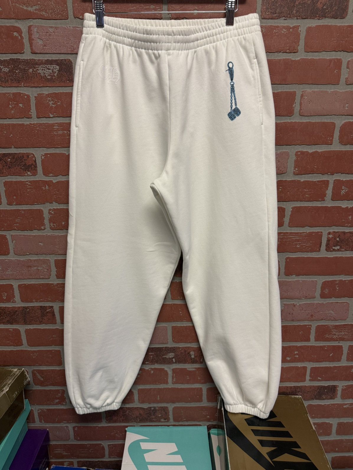 Chrome Hearts Chrome Hearts Fontainebleau Las Vegas Sweatpants Size Large Size US 34 / EU 50 - 1 Thumbnail