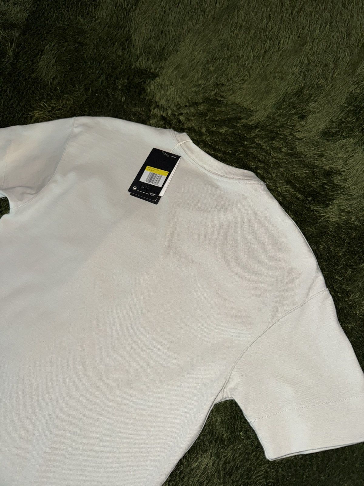 Nike [S] Nike NSW Appliqué Patch Soft Touch T-Shirt Size US S / EU 44-46 / 1 - 8 Thumbnail