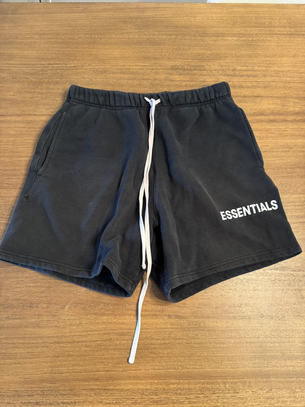 FOG Fear of God F.O.G. Essentials Sweatshorts Size US 30 / EU 46 - 1 Thumbnail