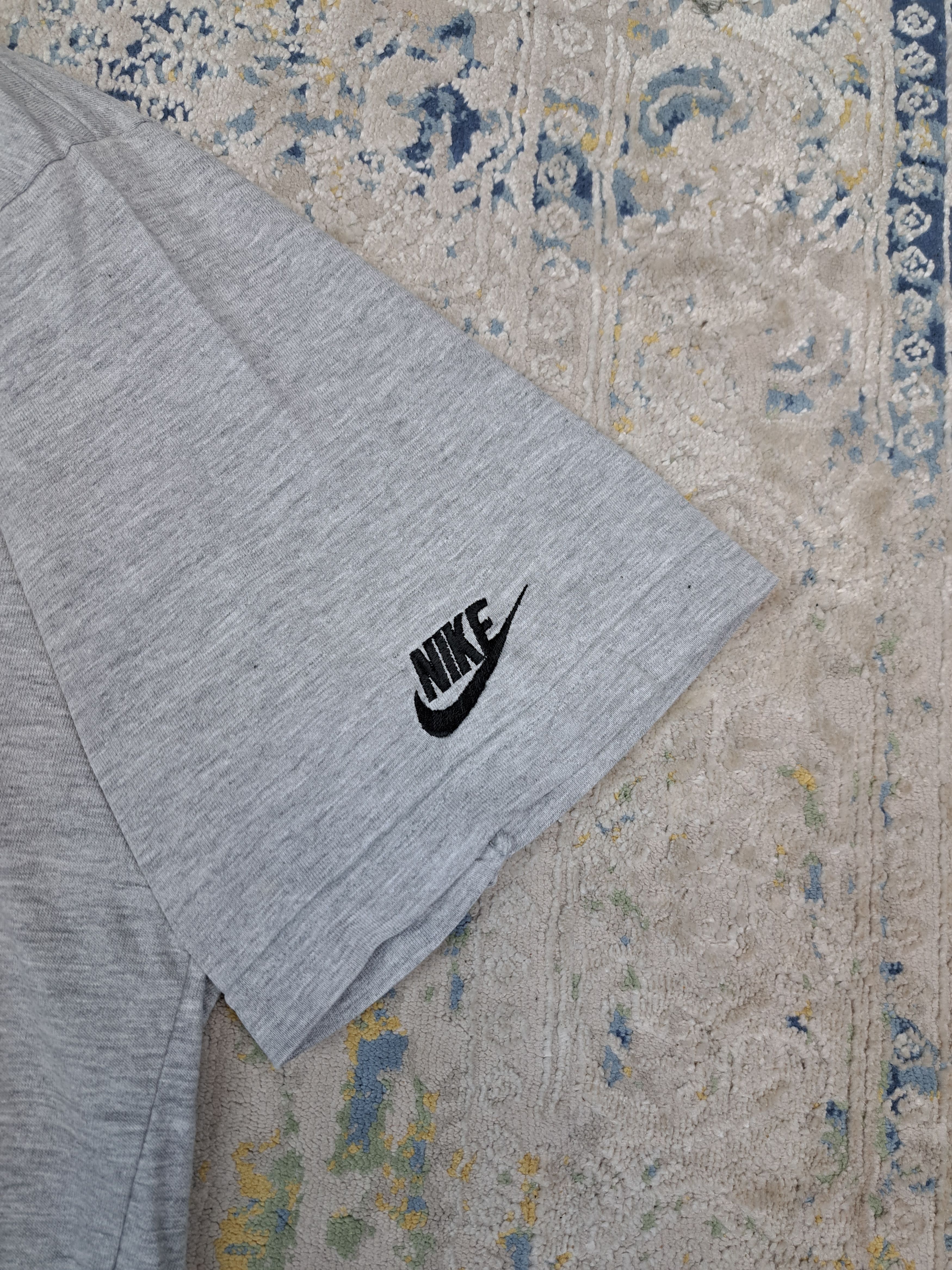 Nike Vintage 90s Nike Premier Embroidered Center Swoosh Tee Size US L / EU 52-54 / 3 - 3 Thumbnail