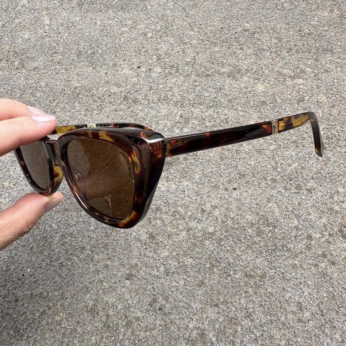 Vintage Y2K Unisex Sunglasses Retro Fashion Shades JD8566-6-02 Size ONE SIZE - 2 Thumbnail