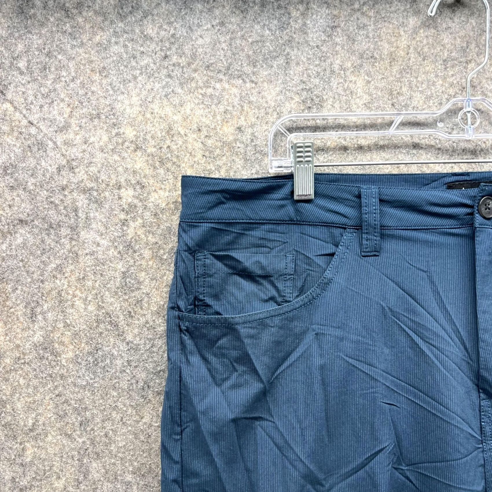 TravisMathew Travis Mathew Shorts Men 40 Blue Chino Pleated Casual Polyester Stretch Golf Size US 40 / EU 56 - 3 Thumbnail