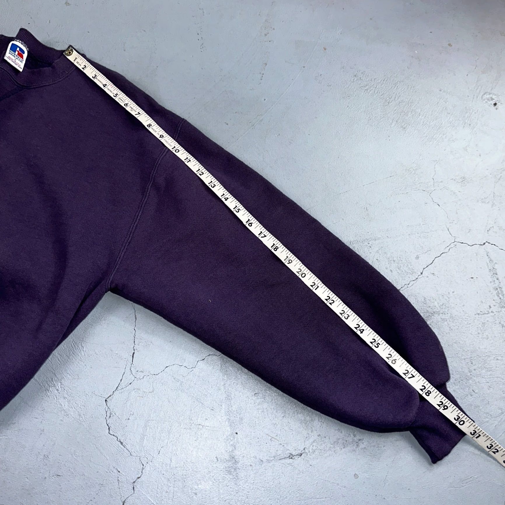 Russell Athletic VINTAGE Russell Athletic L USA Sweatshirt Crewneck Purple 90s Logo Cotton Fleece Men’s Size US L / EU 52-54 / 3 - 6 Thumbnail
