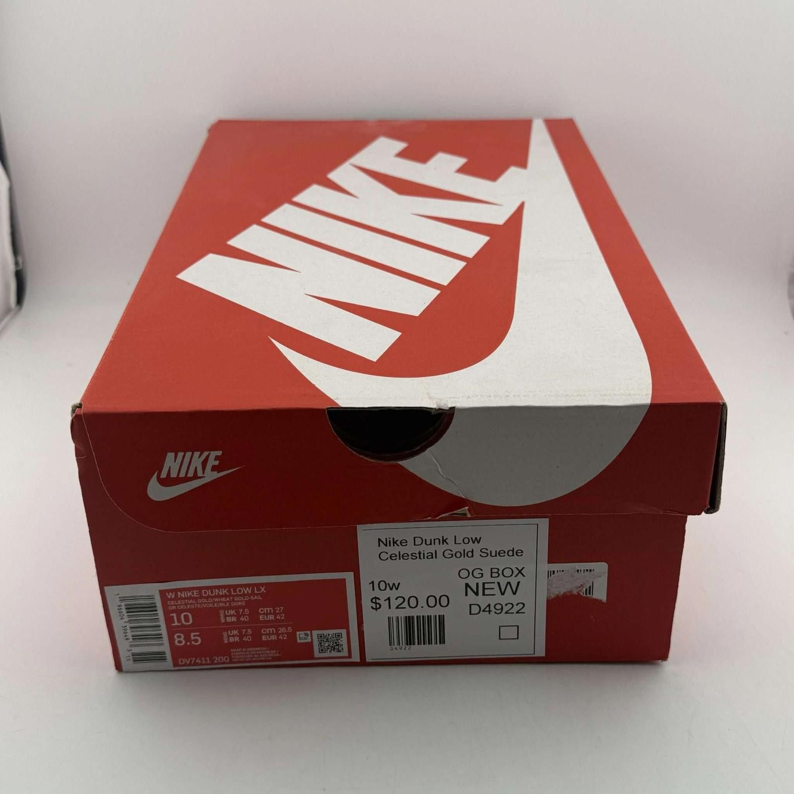Nike Nike Dunk Low Celestial Gold Suede 10W New with Box D4922 Size US 8.5 / IT 38.5 - 6 Thumbnail